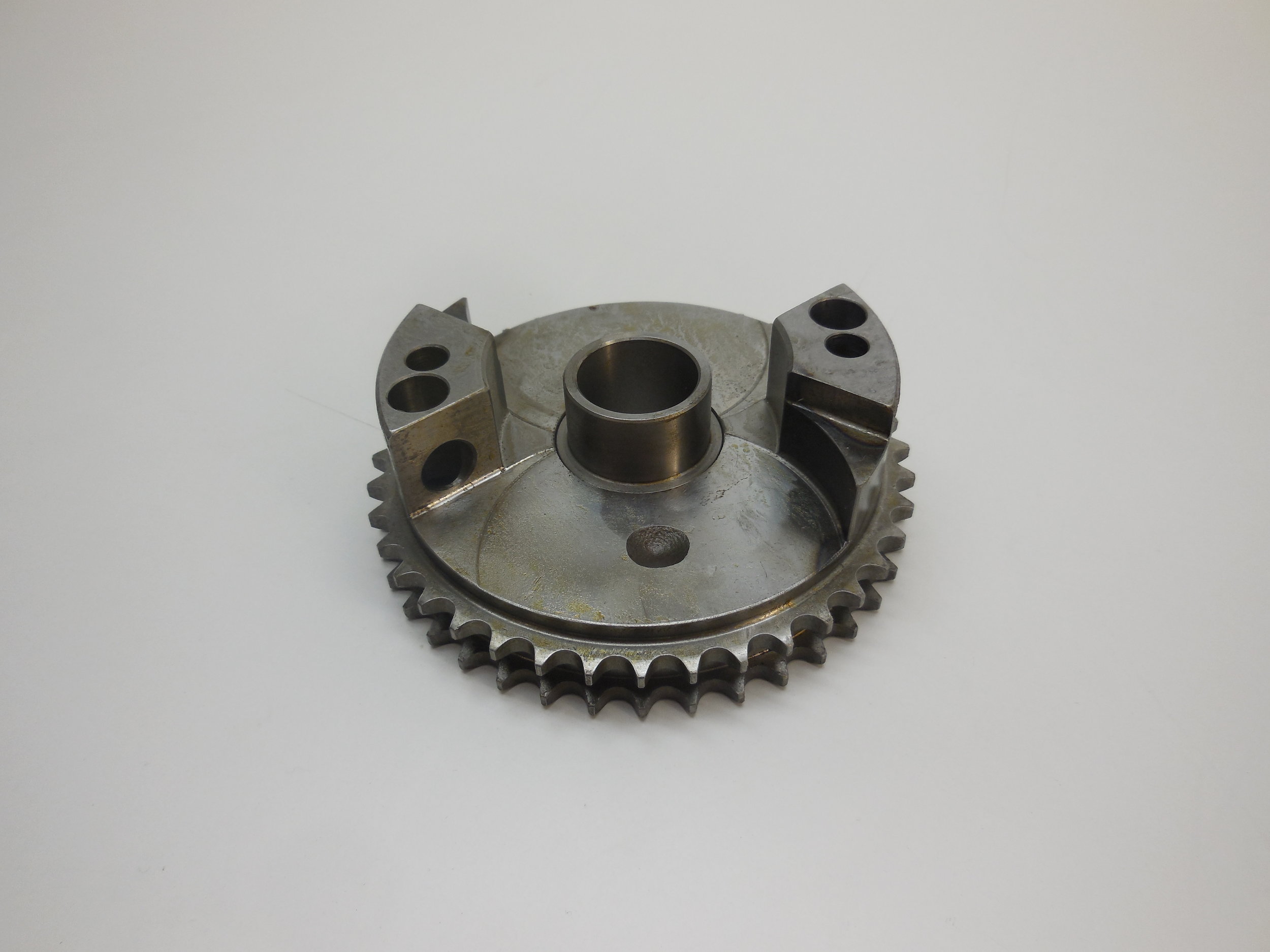 Flange segment mb nr: 615 070 06 57 Price: 2500 Sek