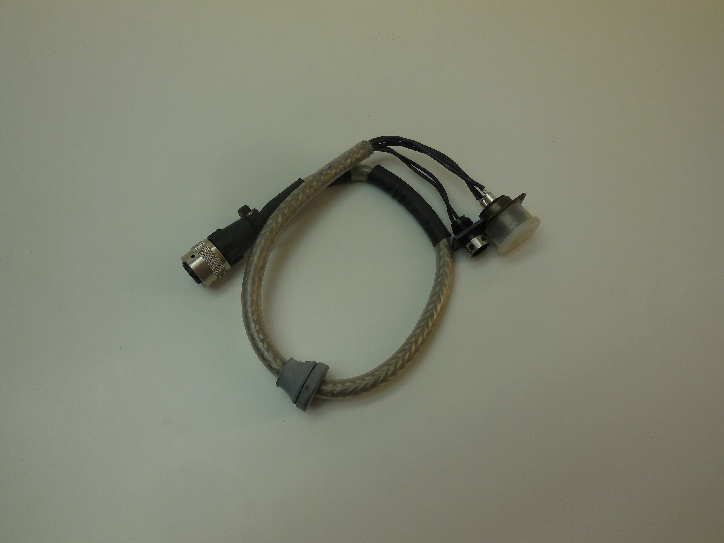 Cable, Radio slot bv back cabin Häggo nr: 20047-217 Price: