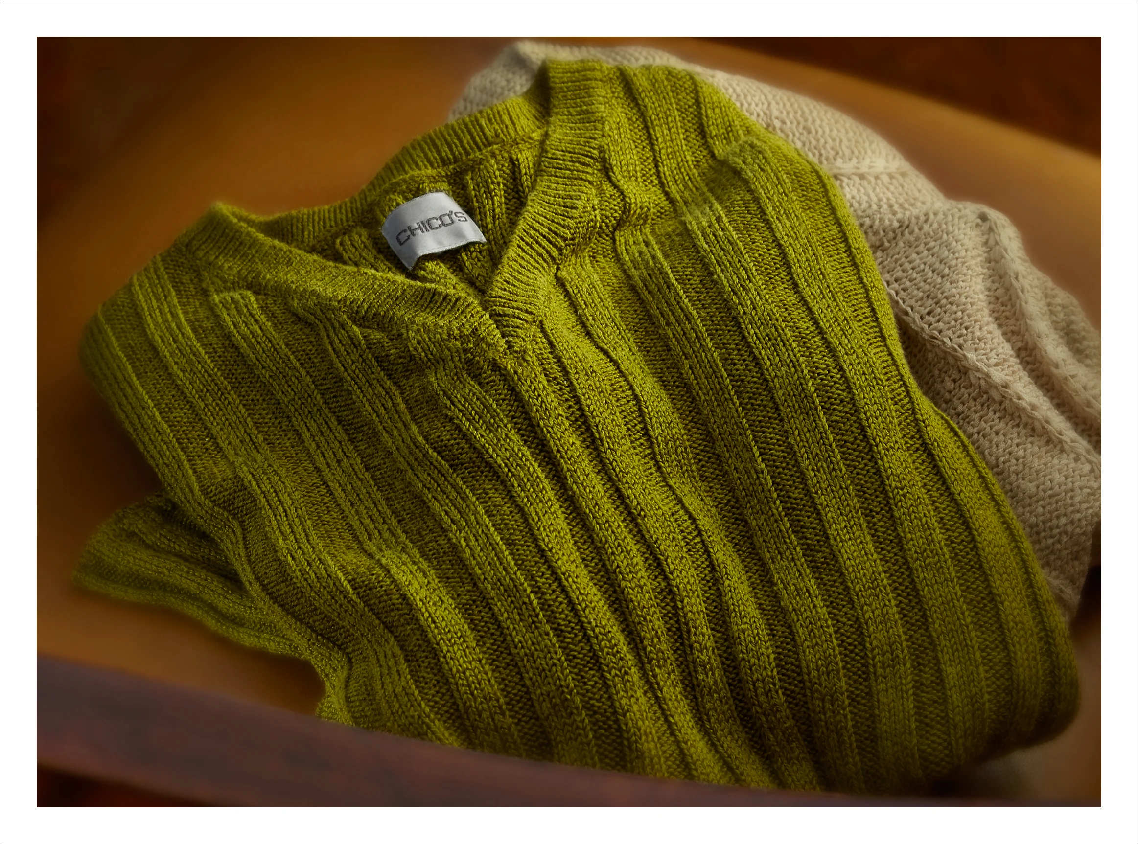 sweater1_W.jpg