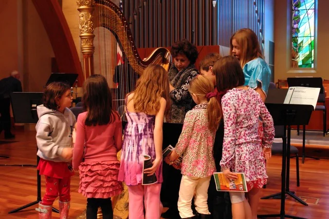 Deborah & Admirers 3.jpg