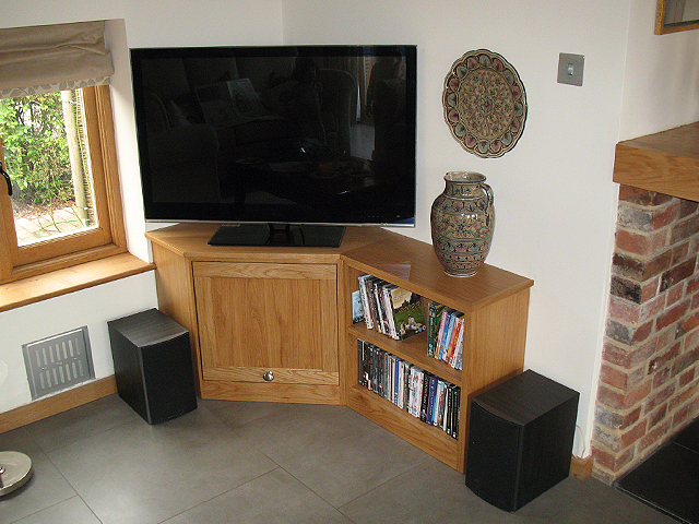 Oak corner media unit - bespoke handmade living furniture, Brighton, Sussex