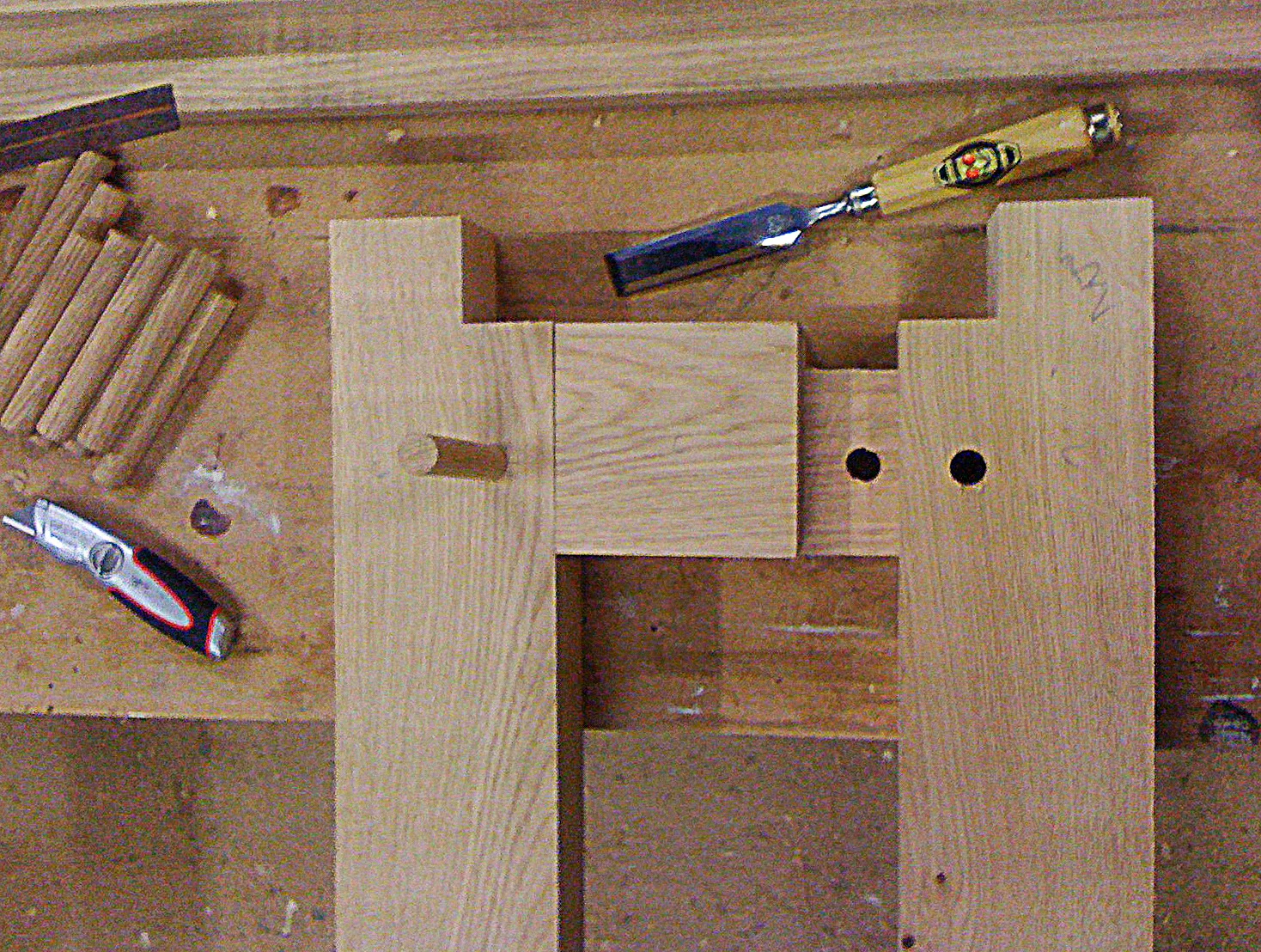 bench joint3.JPG