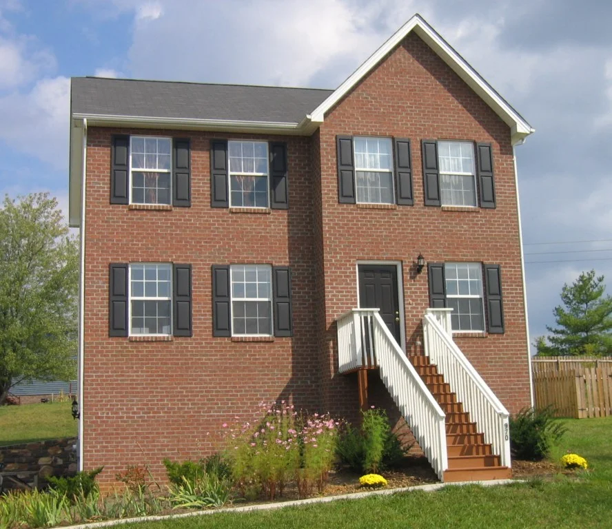 970NewVillage_Main2.jpg