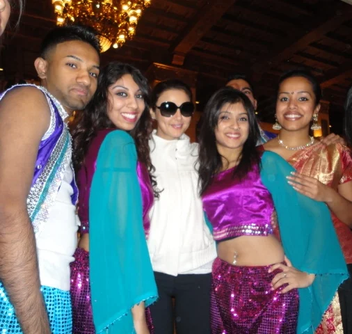 Preity Zinta Welcome Performance with DK Dance Pak (IIFA 2011)