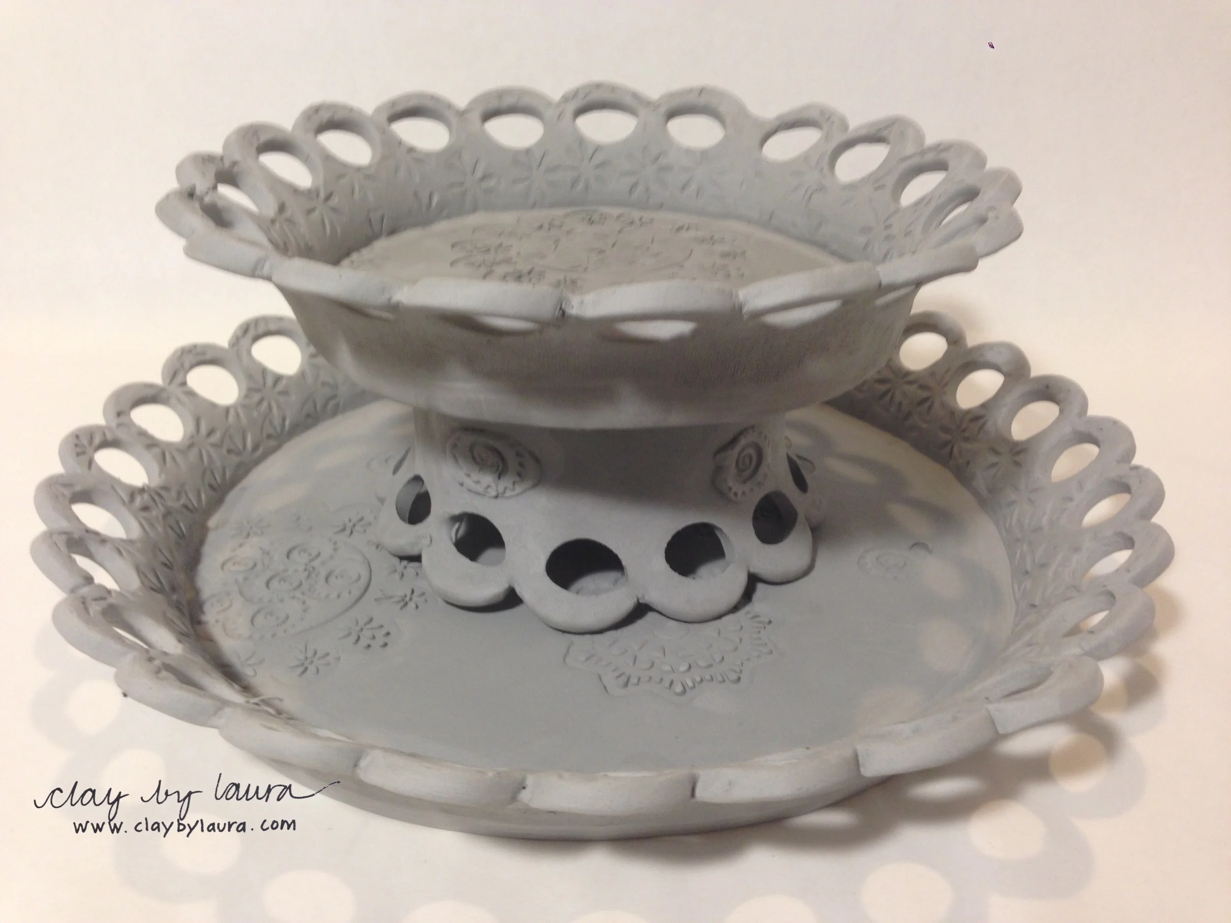 Lucky for me, I have friends with great ideas! In this new rendition of my hand-built cake plate, I've separated and added pieces to include a bowl that can also be used as a stand and an additional smaller plate that can be stacked vertically! 