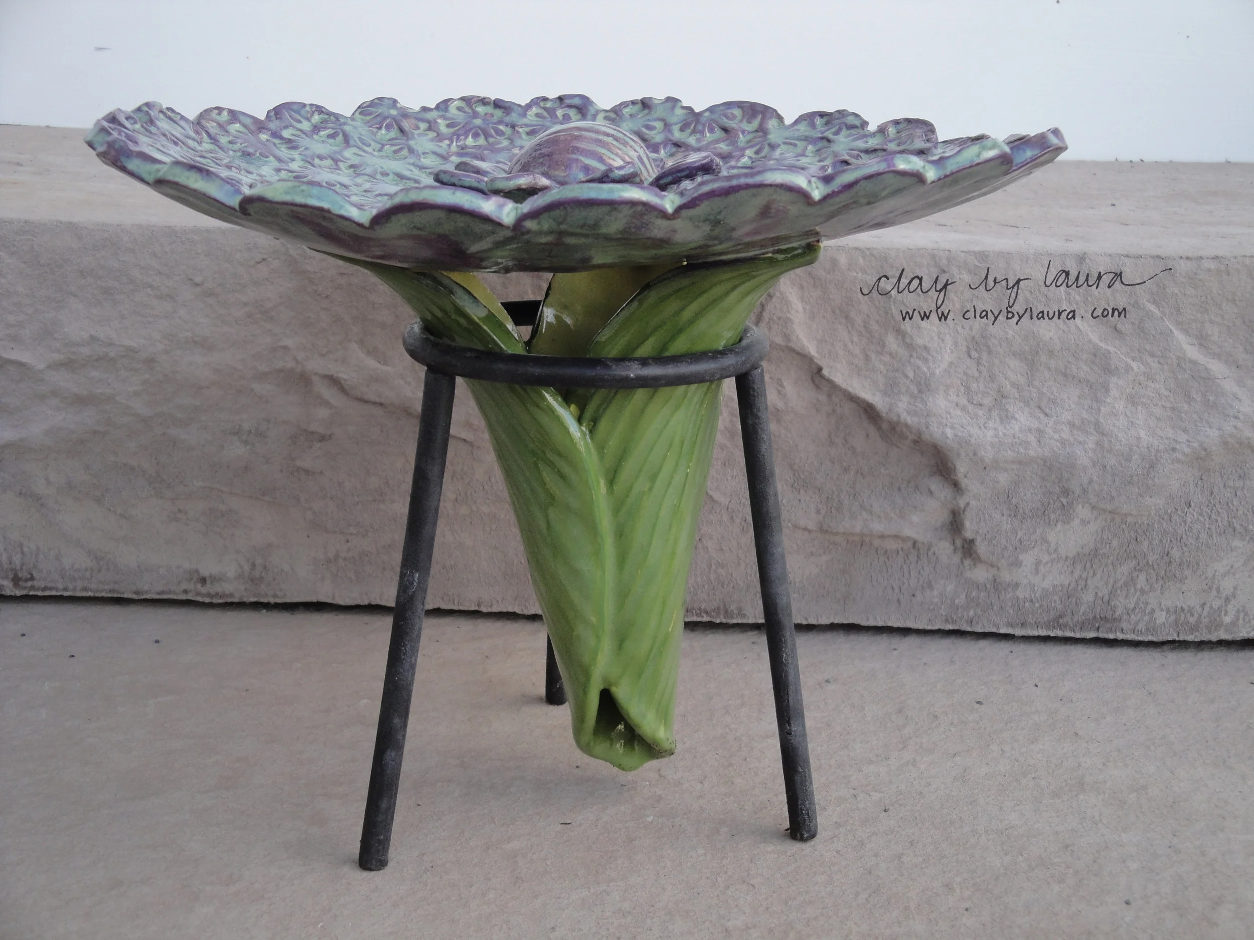 Flower Bird Bath w/Stand