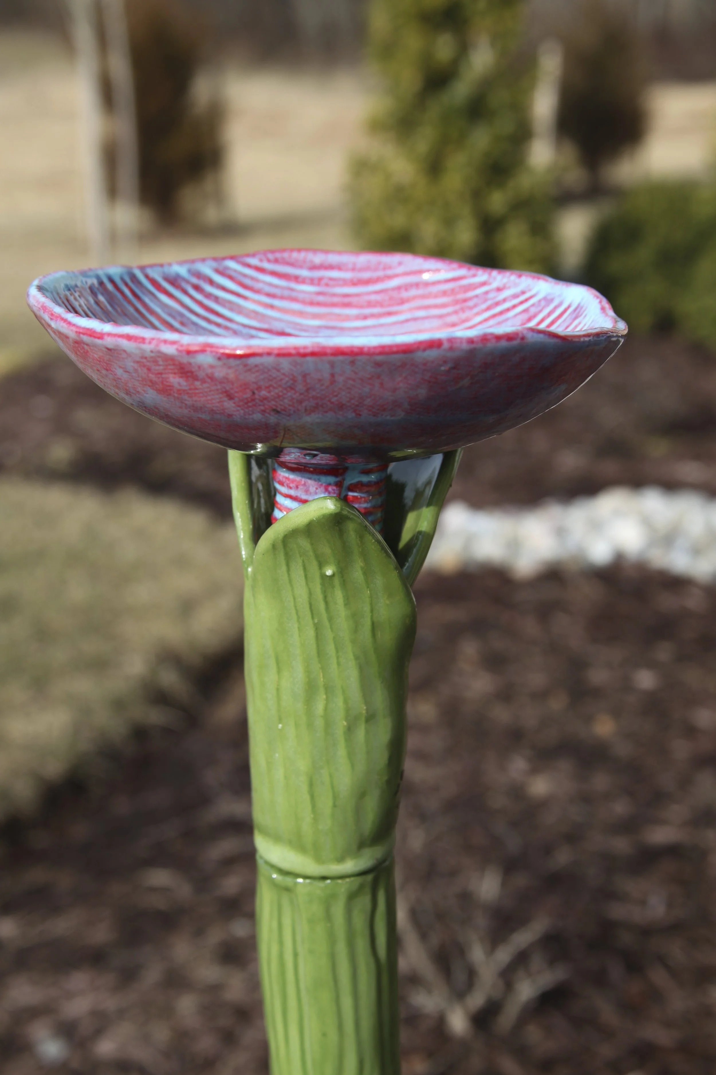 Bird Bath Totem Top