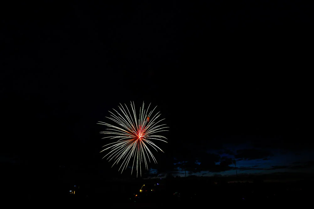 Fireworks 16-4.jpg