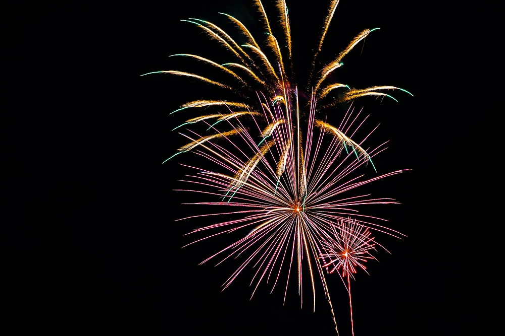 Fireworks 16-11.jpg