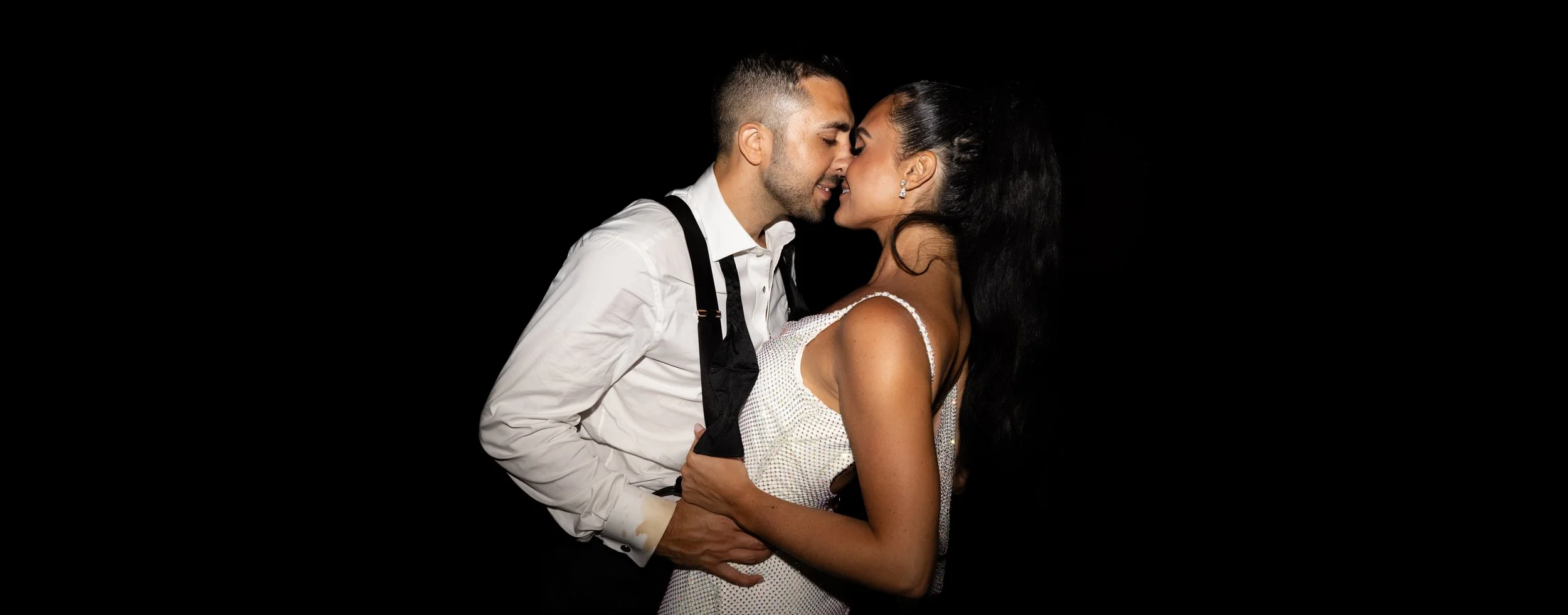 Stunning Moments Captured: Jaymo James Photography at Jamie and Chris's Wedding Stunning Moments Captured: Jaymo James Photography at Jamie and Chris's Wedding