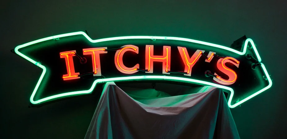 Itchy's studio shot. Re-purposed old school neon sign can.