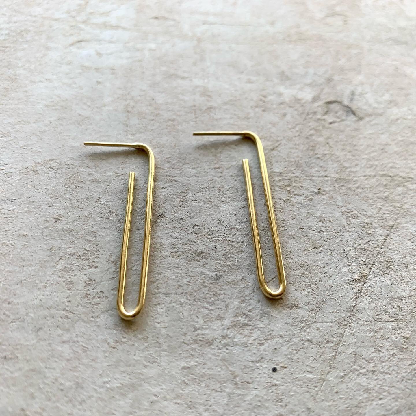 18k gold pin earrings ✨✨✨