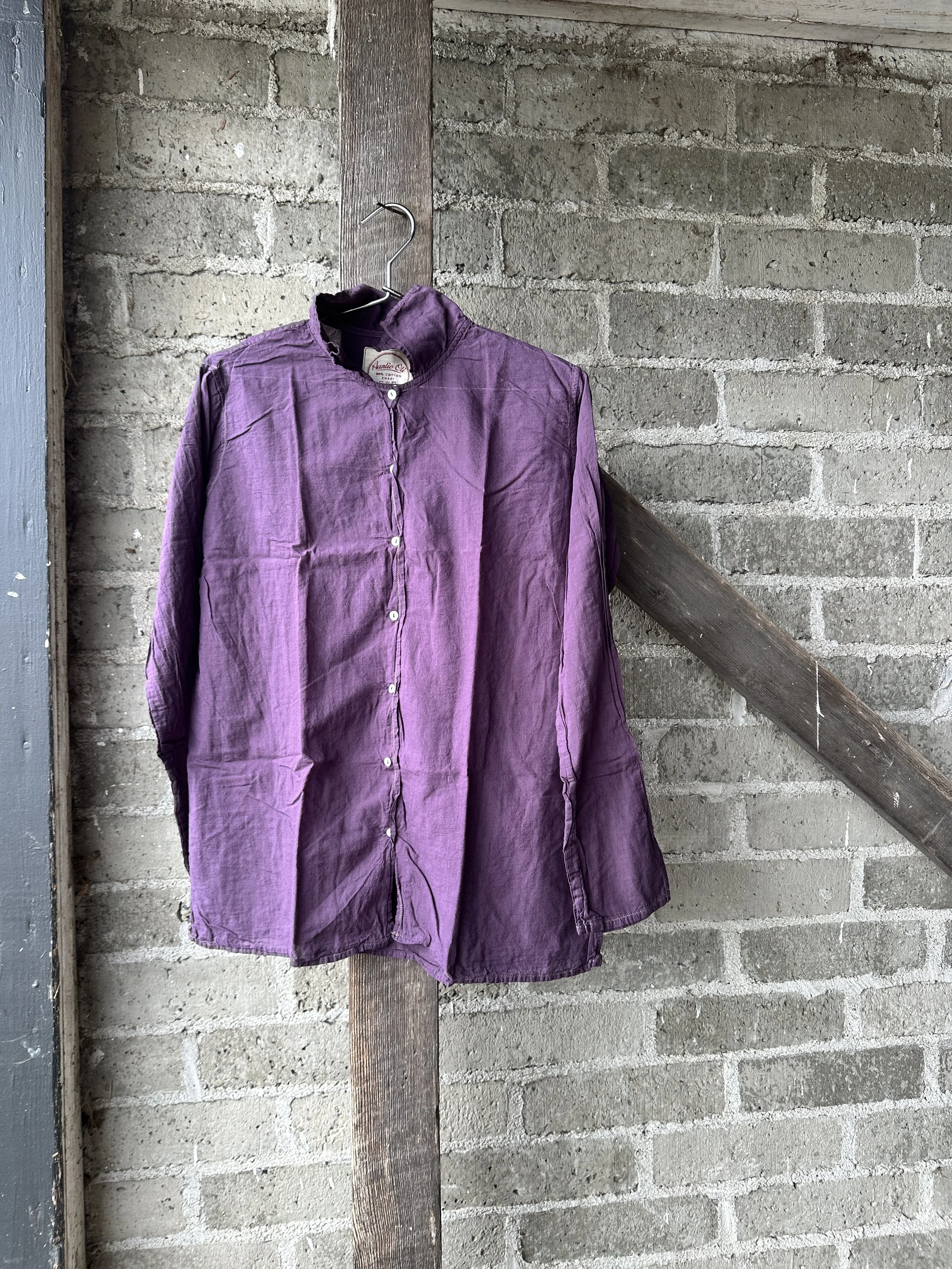 auntie oti button down -grape