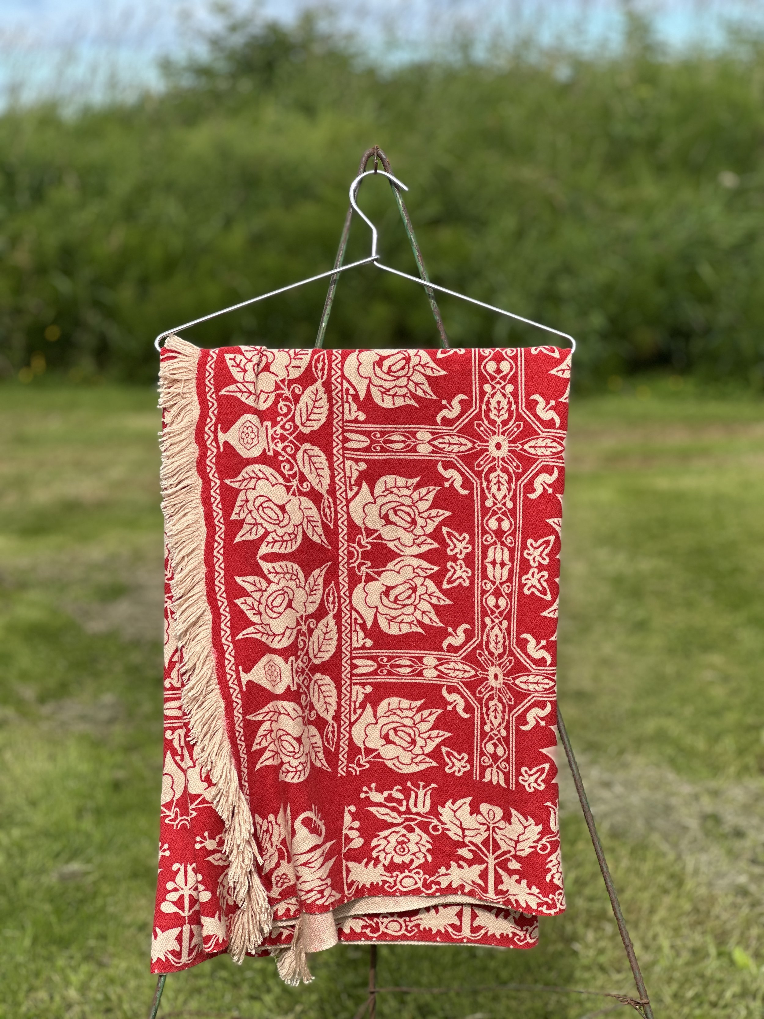 saved NY homestead flower coverlet blanket