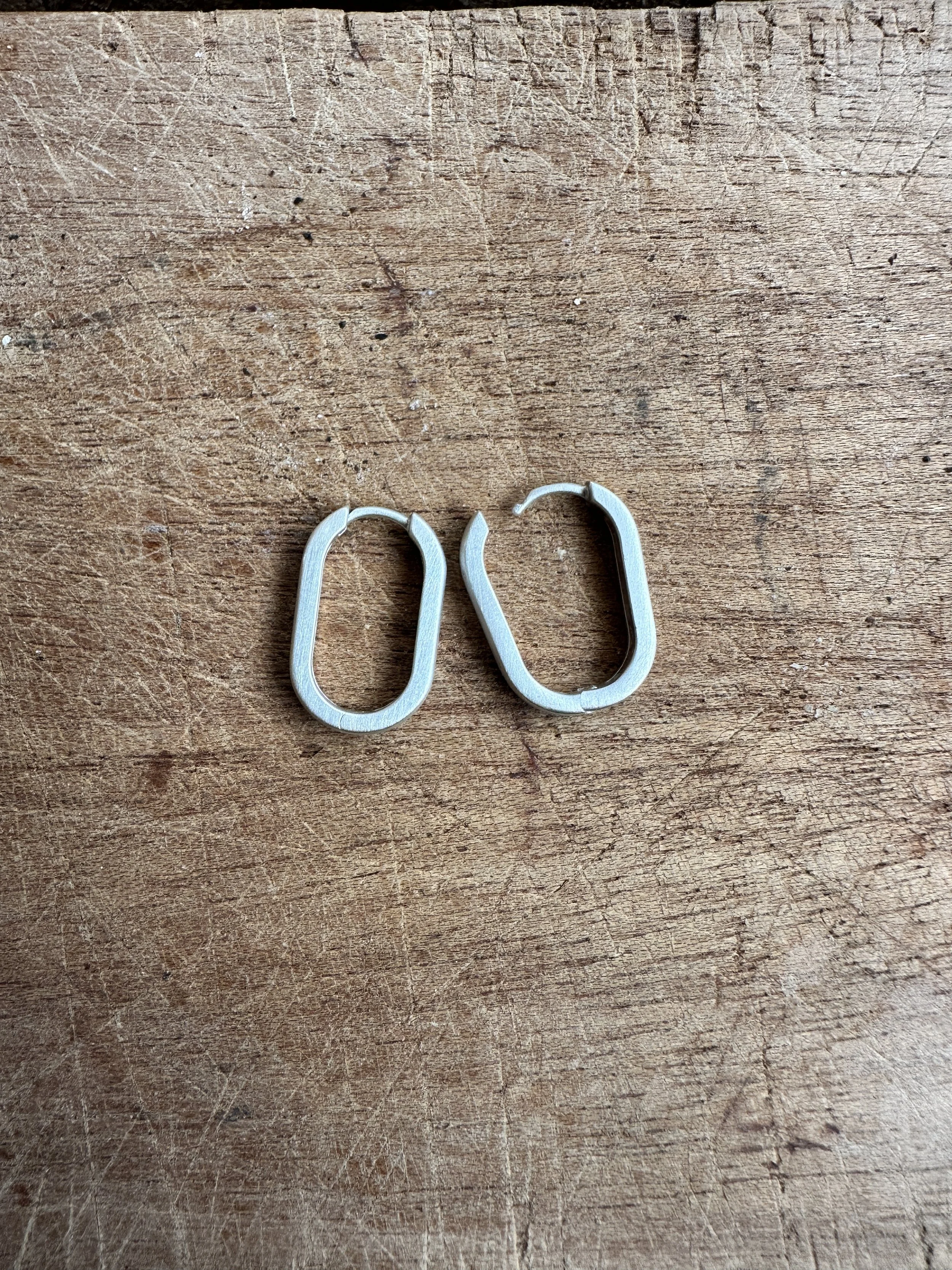 tracy conkle large  + wide cushion hoop earrings sterling silver