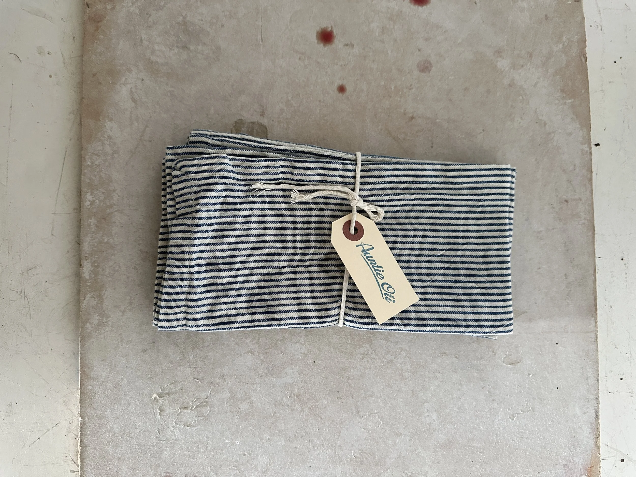 auntie oti ticking napkins