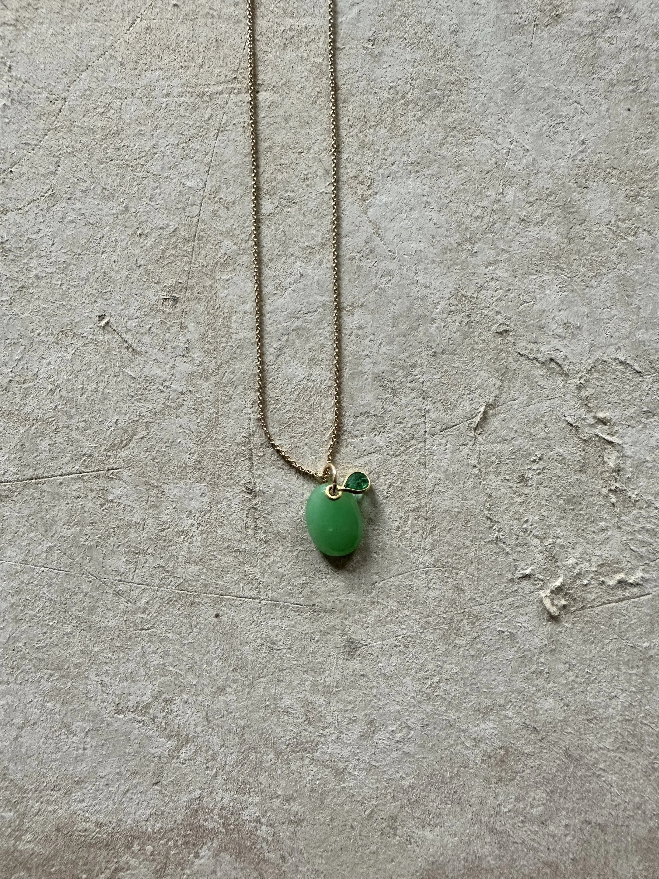 margaret solow chrysoprase and emerald  necklace