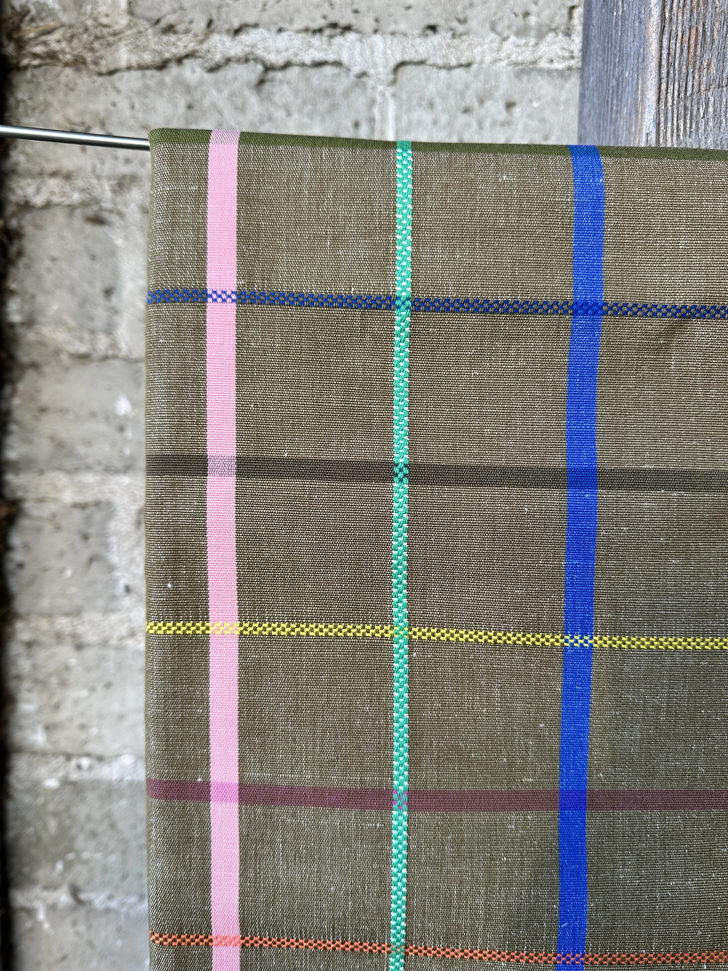 elizabeth cottage metis tablecloth