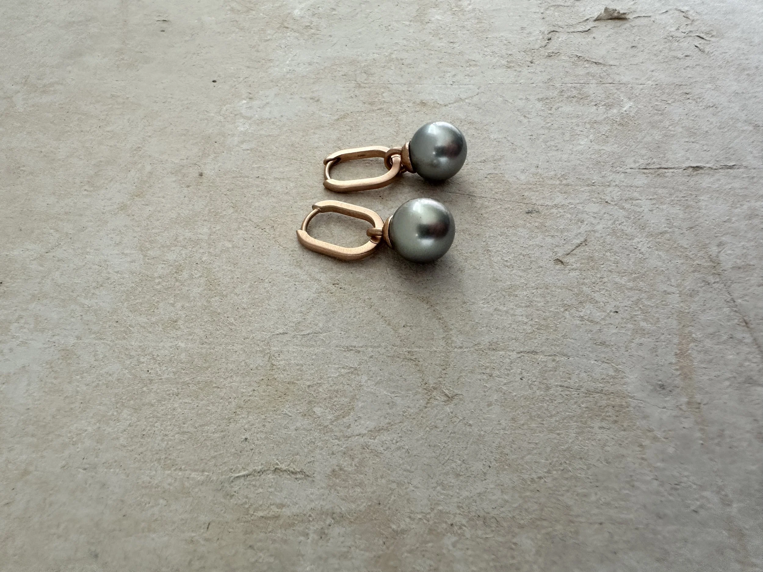tracy conkle 14k rose gold hoops with tahitian pearl pendants