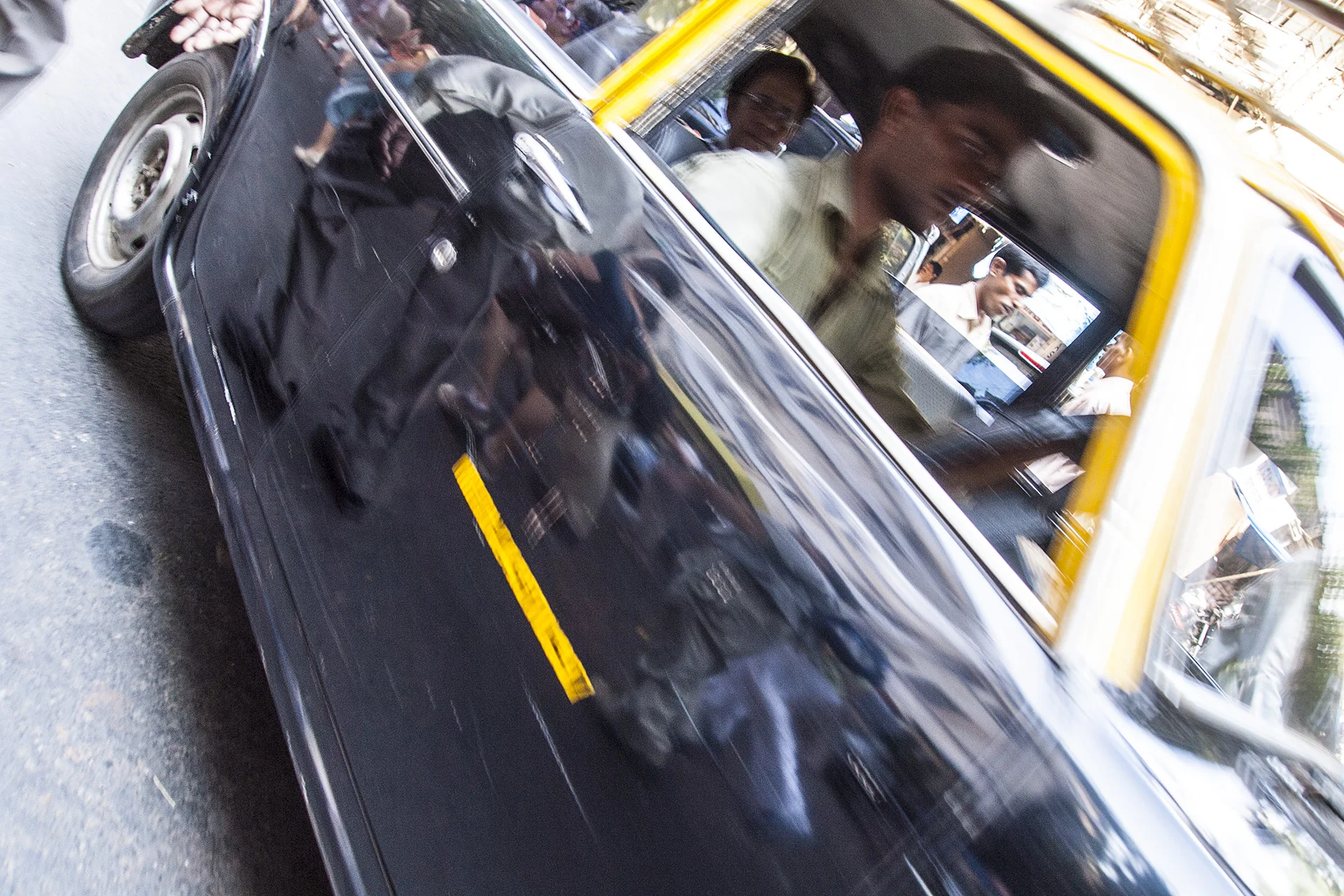  Streets of Mumbai 