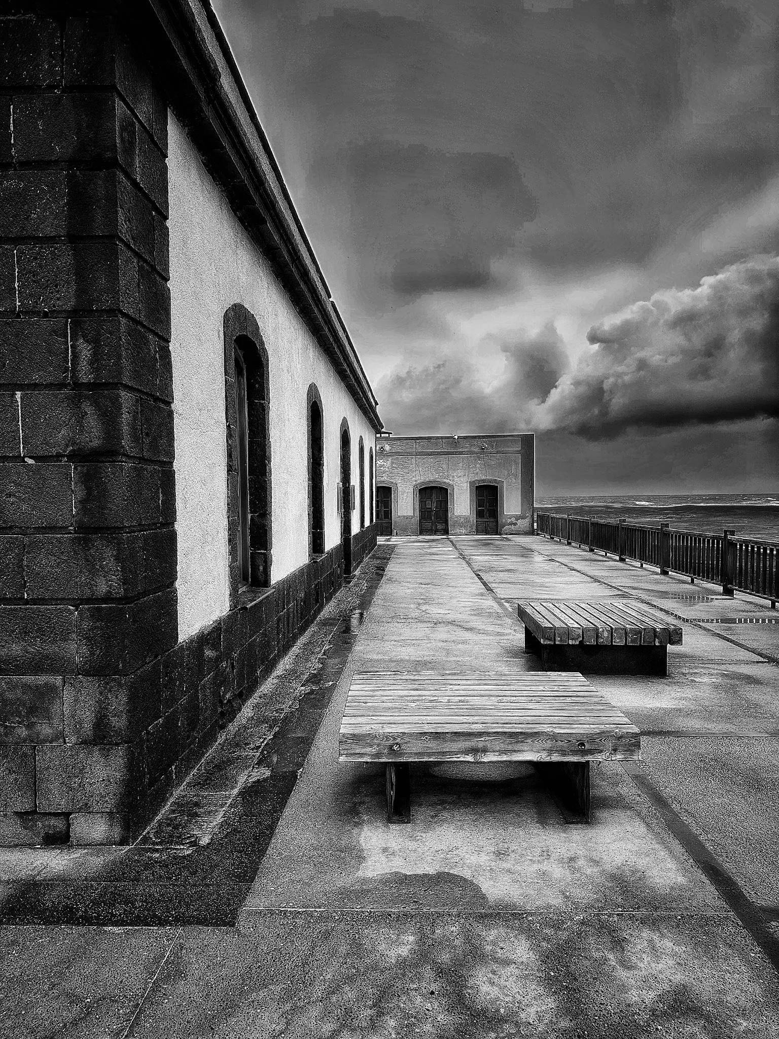 It was a very extreme Day with all Kinds of Weather Warnings here on Fuerteventura. I think the Black&amp;White describes the Mood in the best Way!