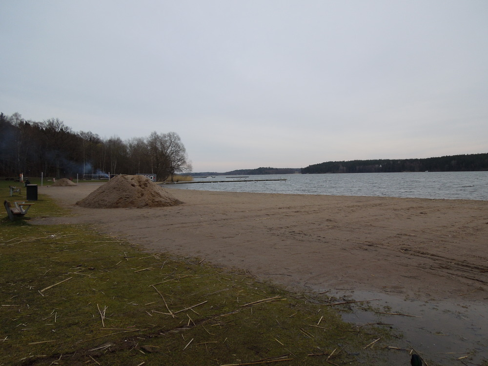  A beach area, it was really cold! 