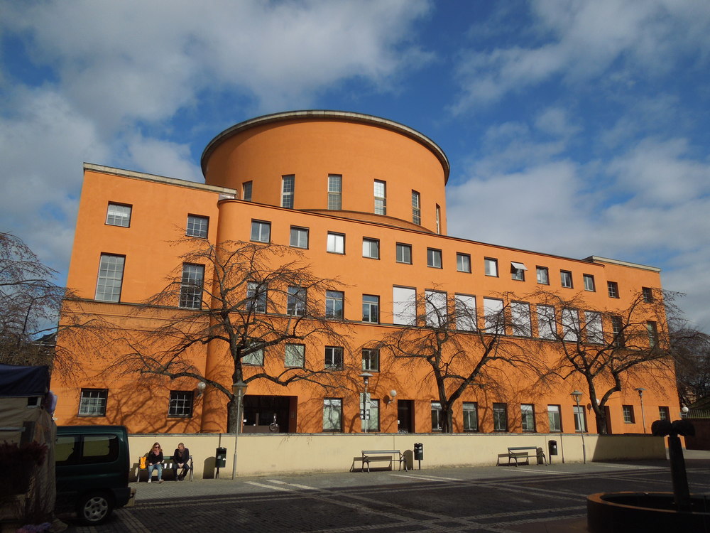  Stockholm Public Library, by Gunnar Asplund 