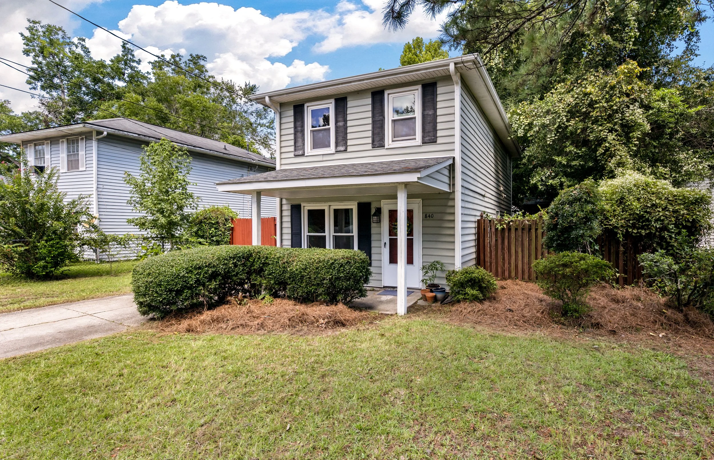 36-36-840 Burger-2.jpeg