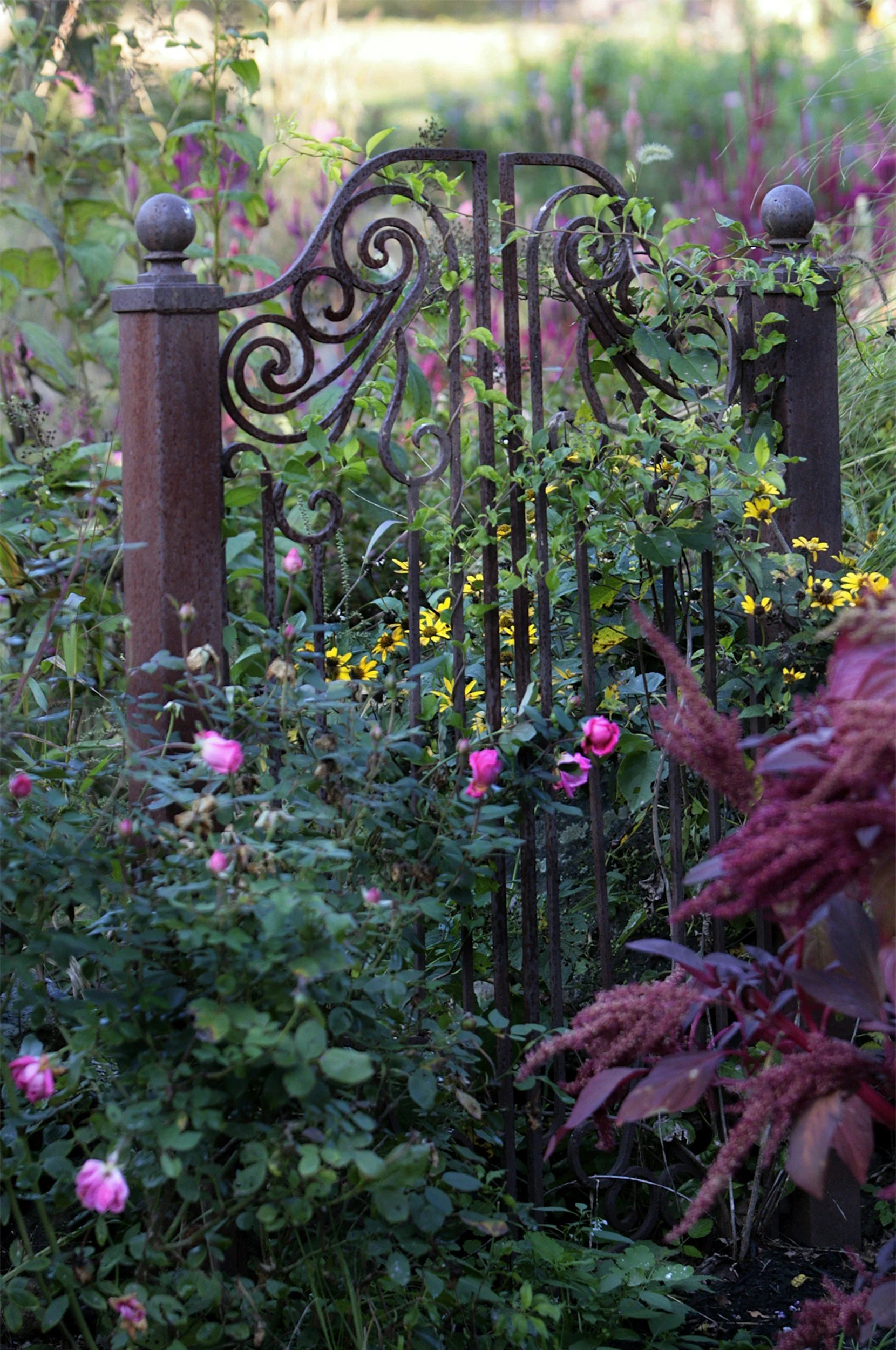 Philip Simmons Gates: A Walking Guide to Charleston Wrought Iron