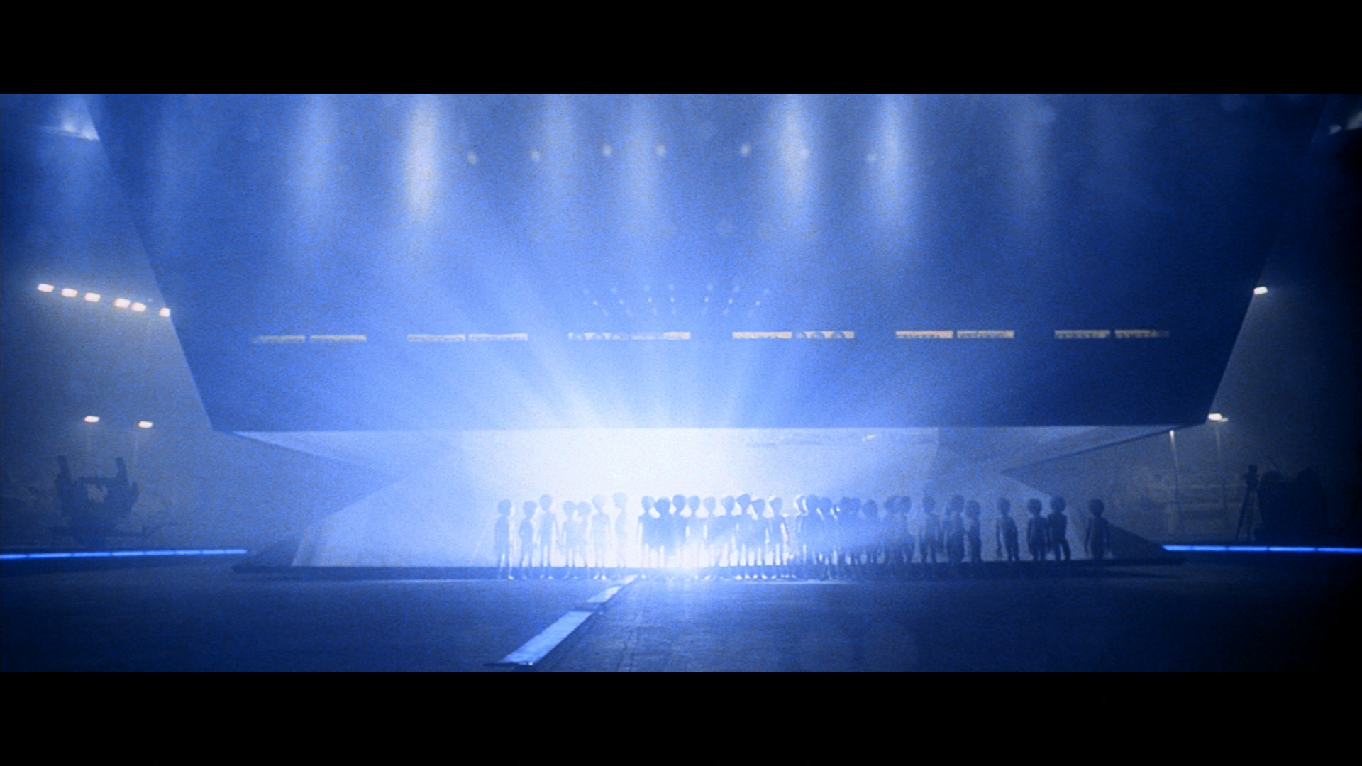 Steven Spielberg's CLOSE ENCOUNTERS OF THE THIRD KIND (2017 Release)