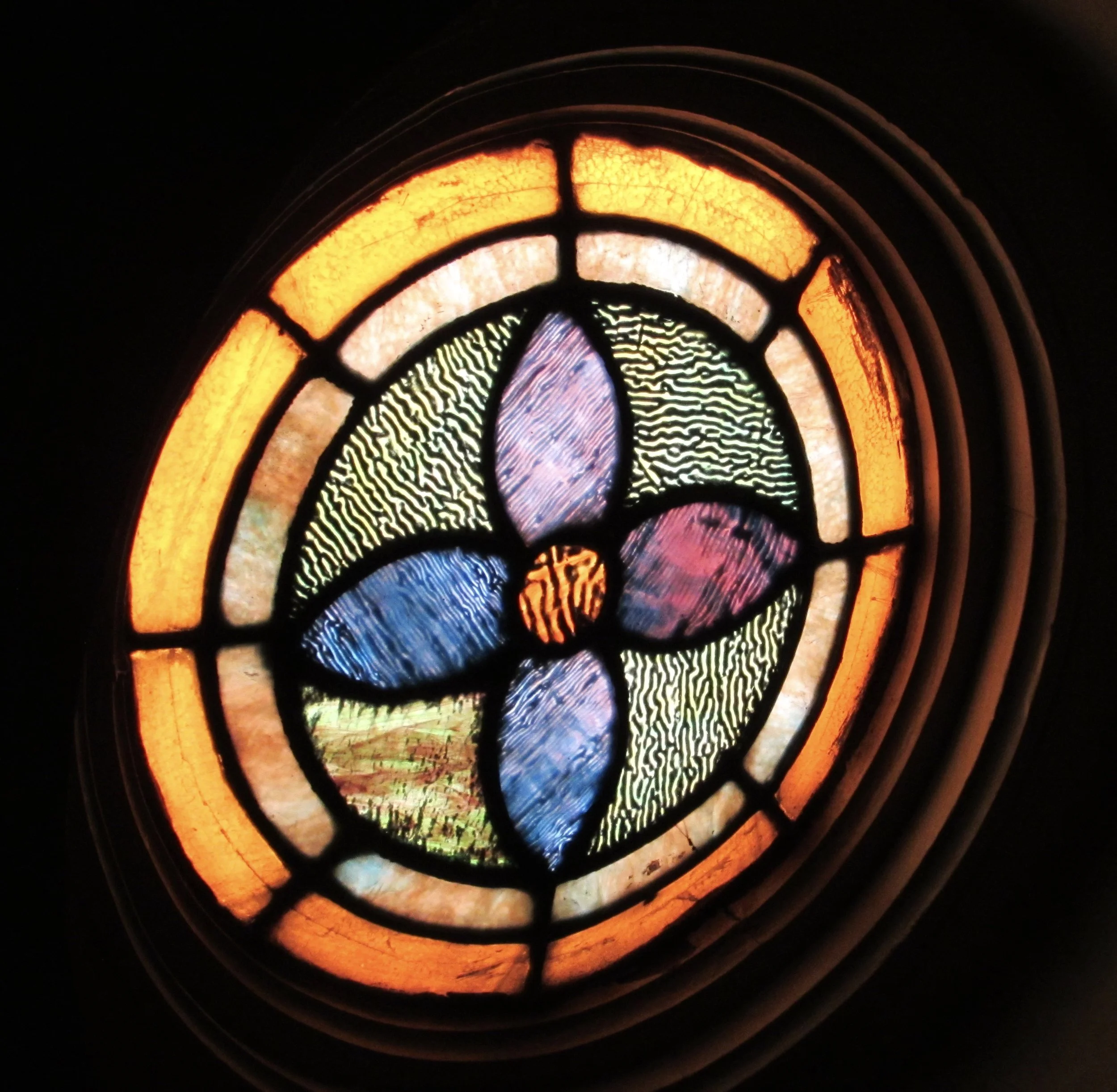 When are collaboration “barriers” good for innovation?