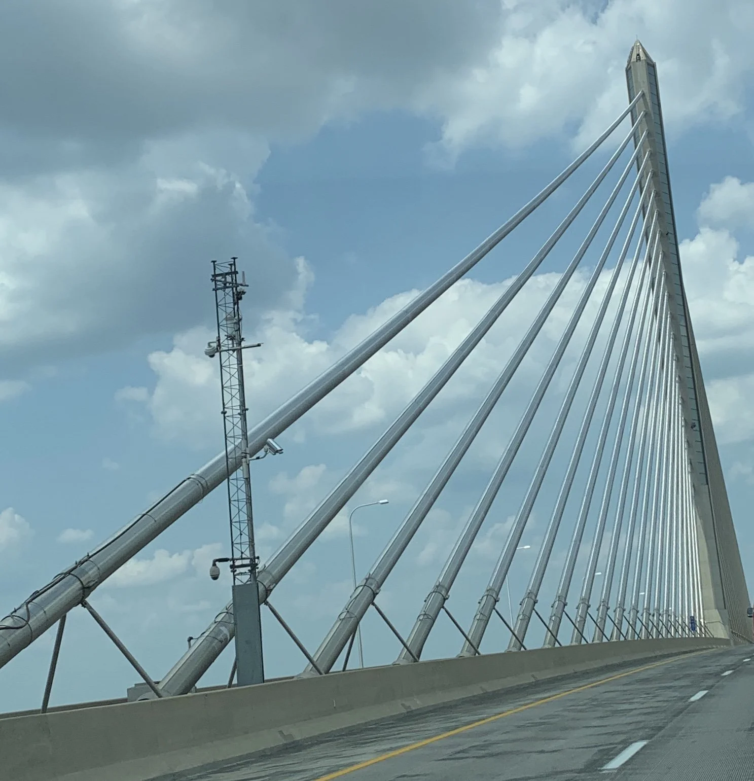 Do Real People Care About Disruptive Technologies?