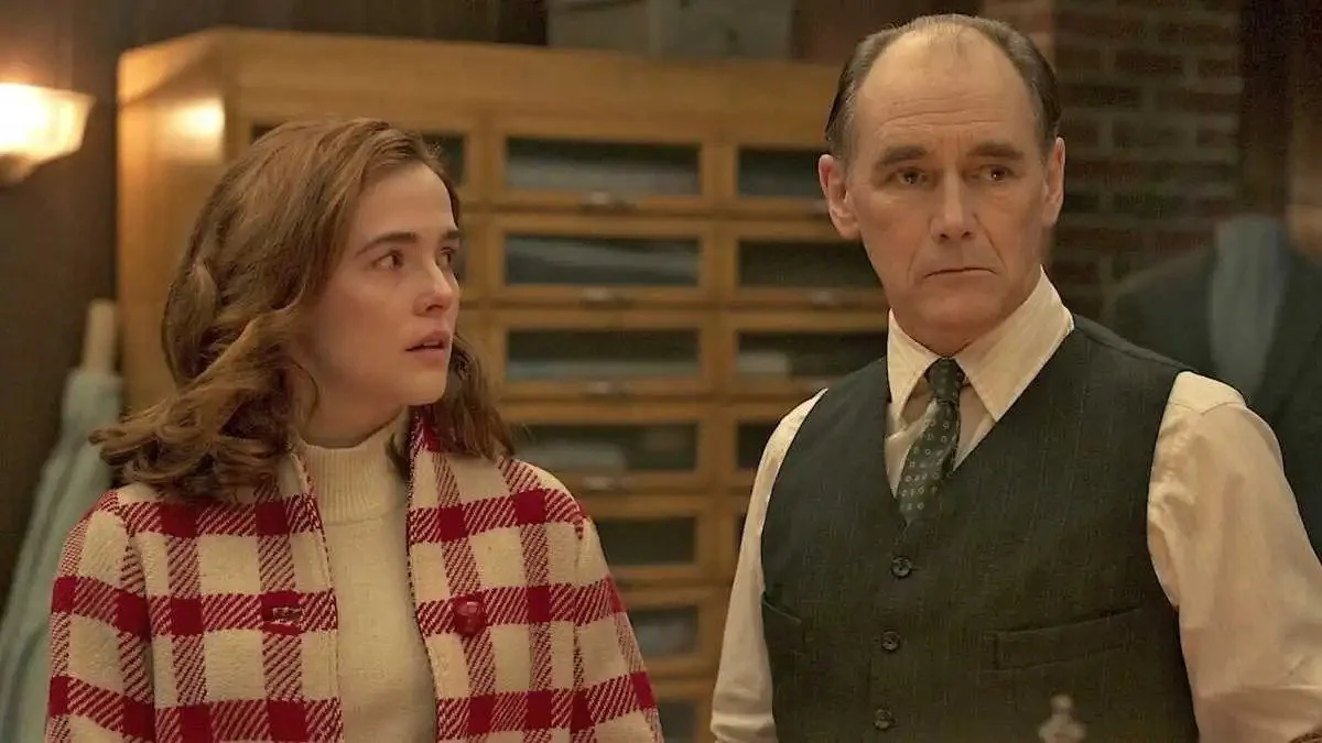 Graham Moore's "THE OUTFIT"