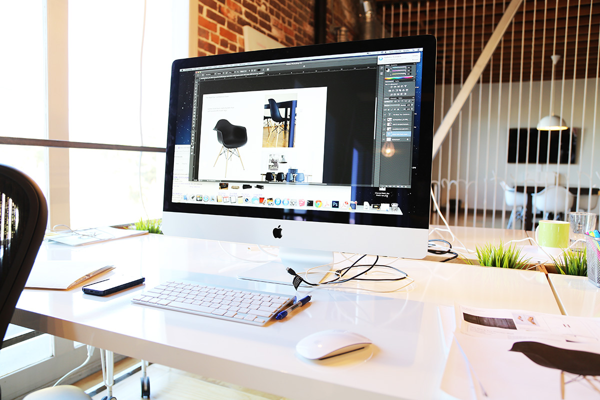 desk_computer.jpg