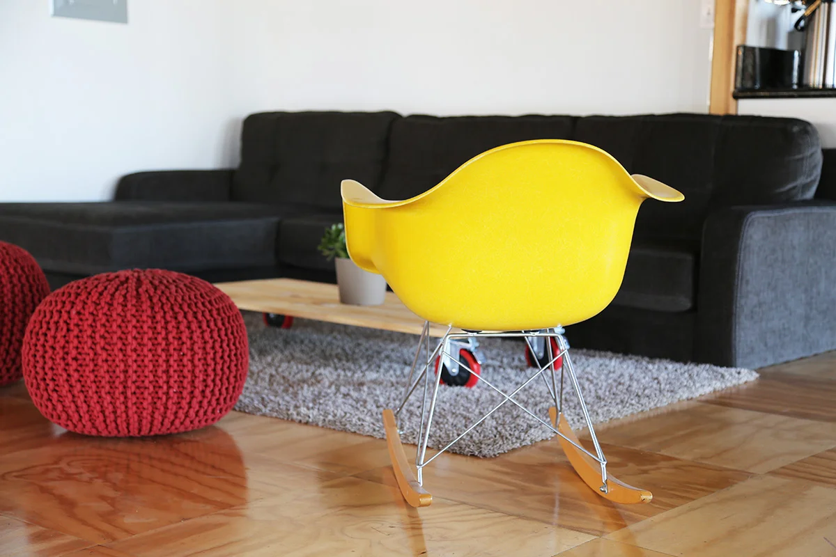 lounge1.jpg