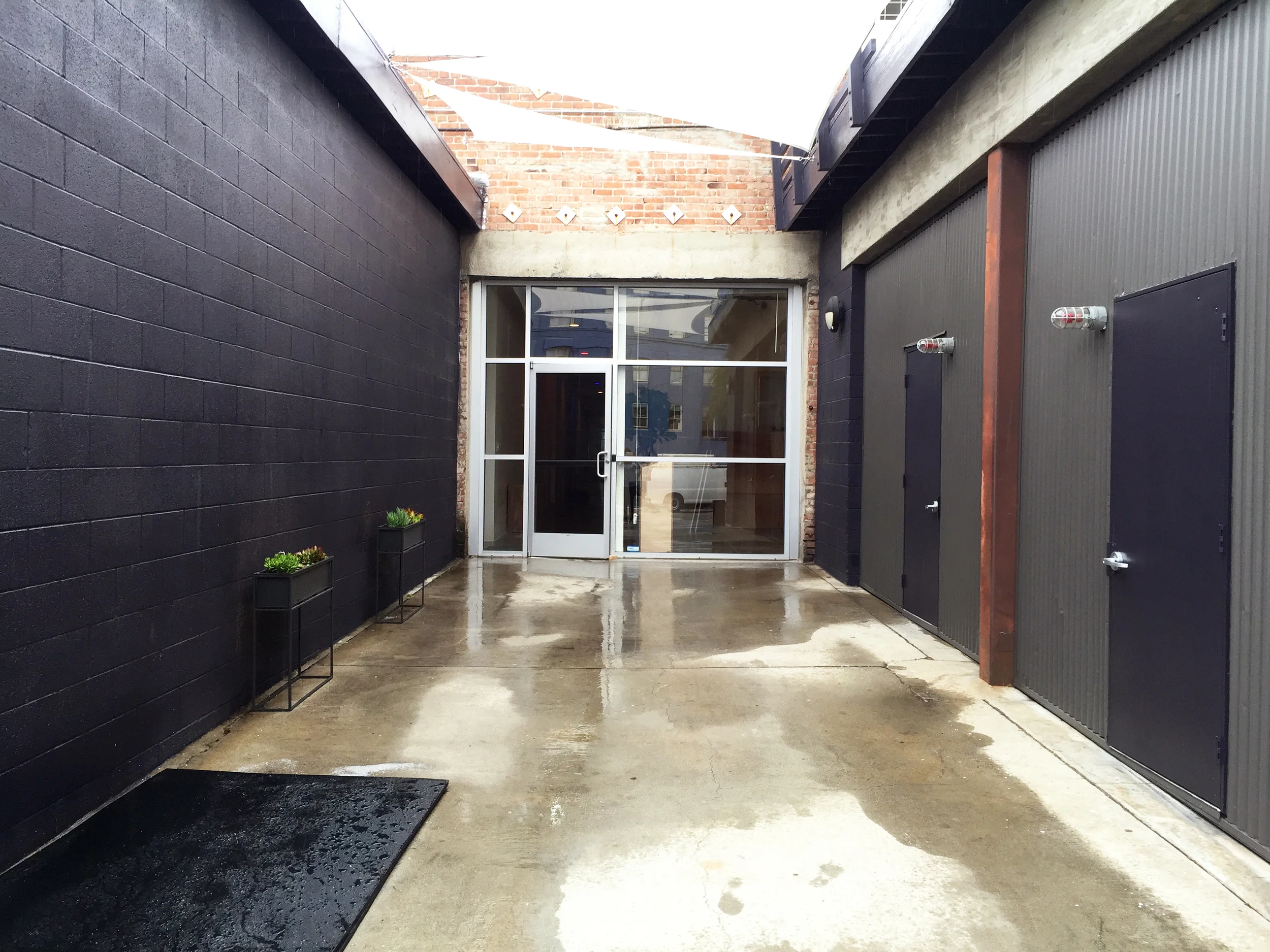 outdoor3.jpg