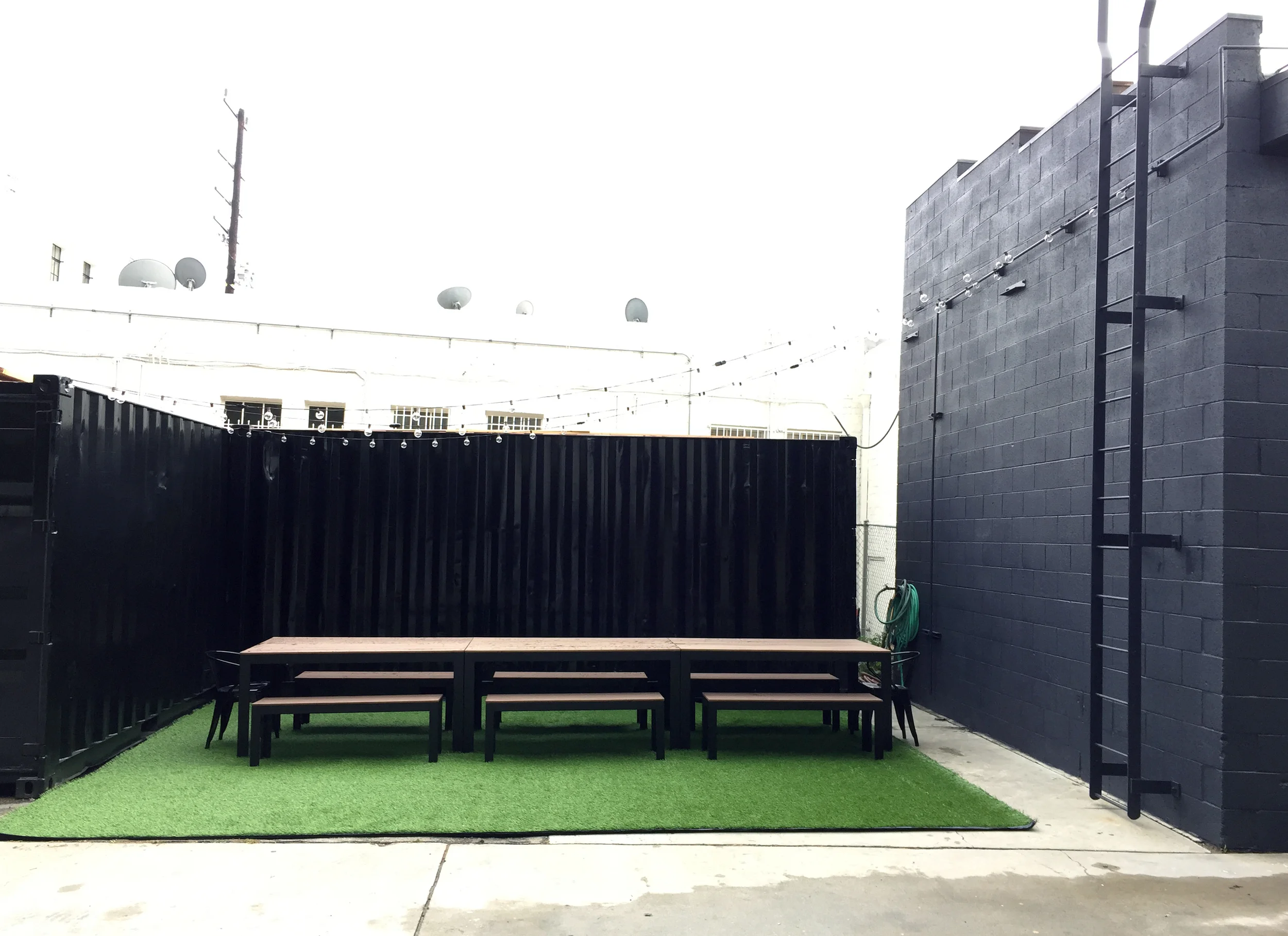 outdoor4.jpg