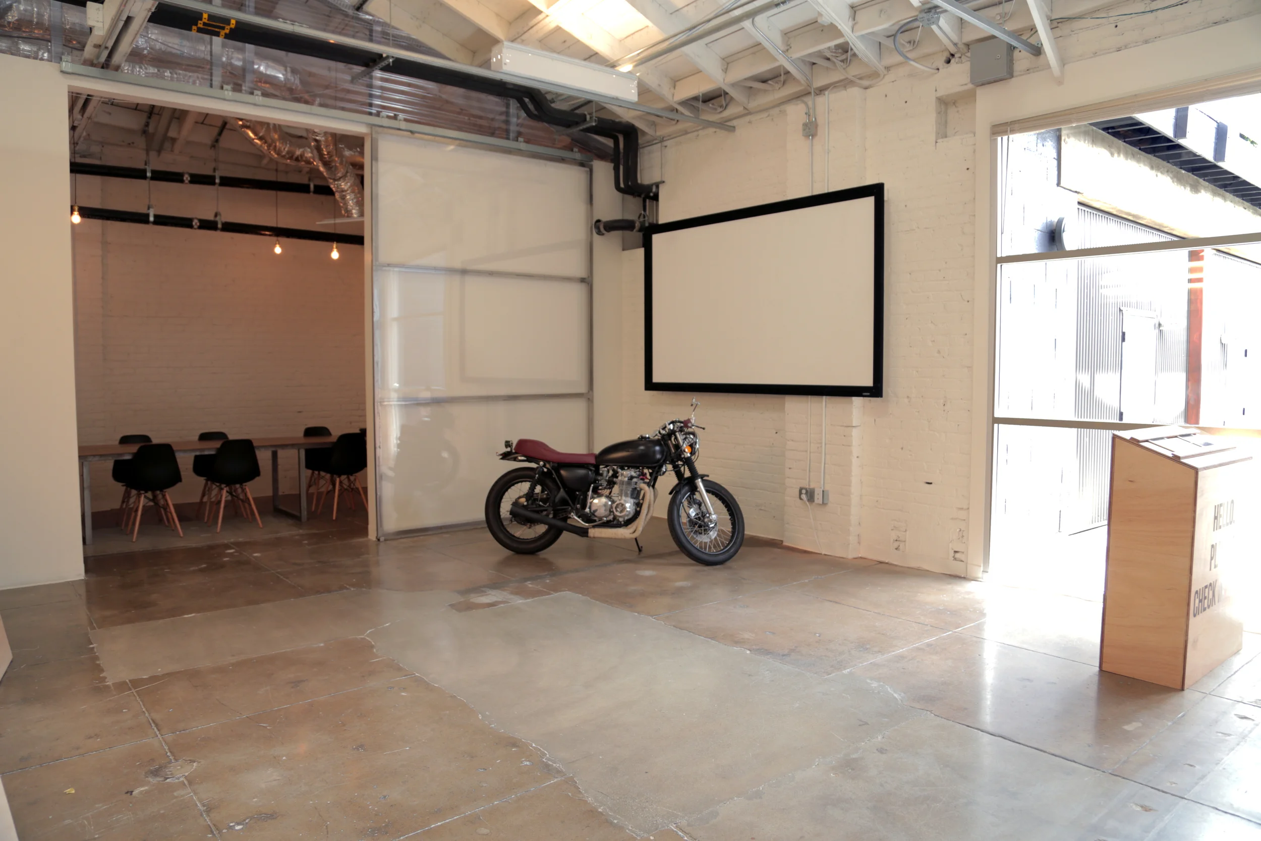 lobby9.jpg