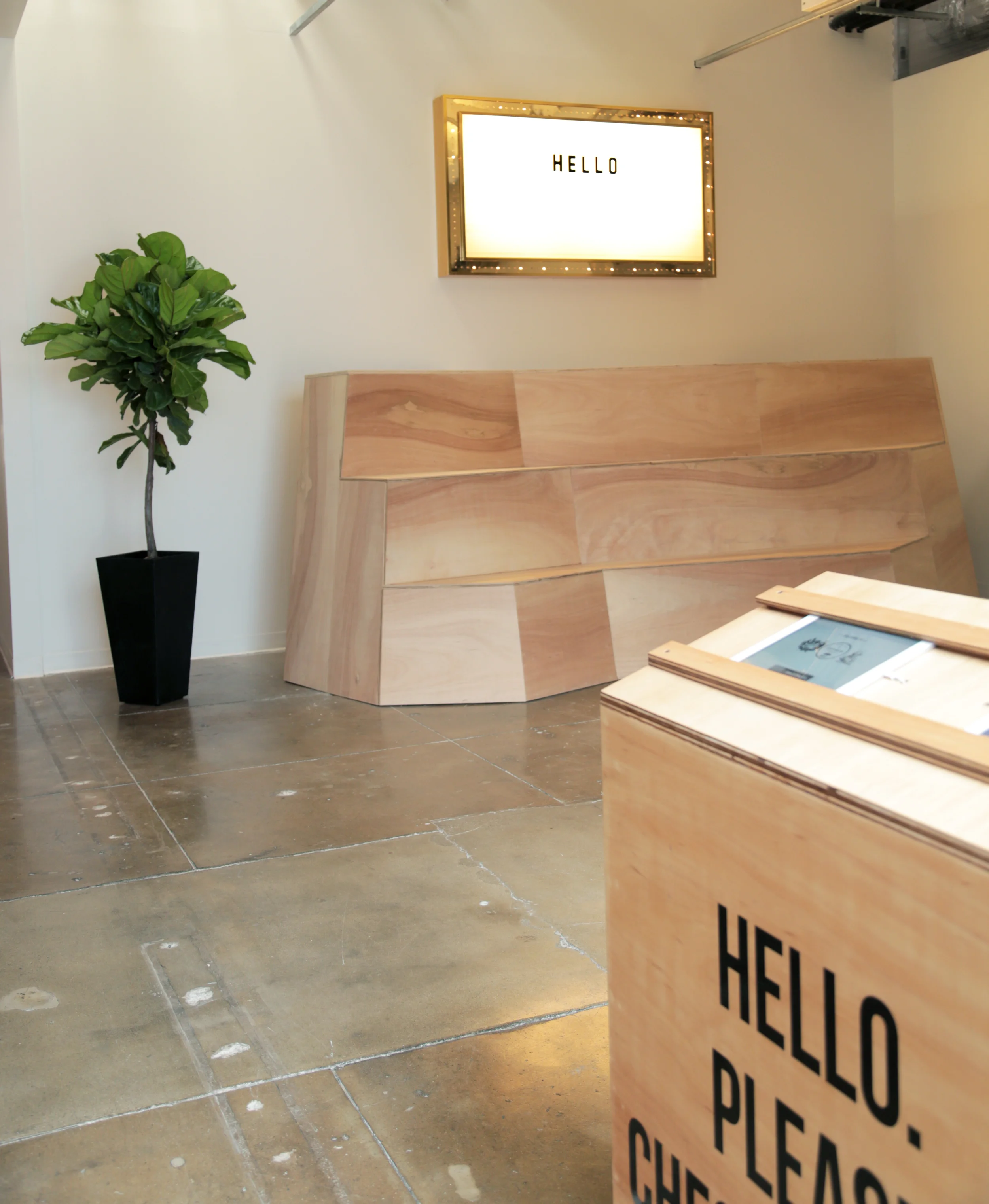 lobby1.jpg