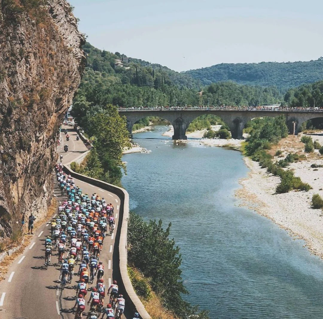 Getting Out of Plans, The Worst People To Travel With, and The Most Relaxing Sports on TV