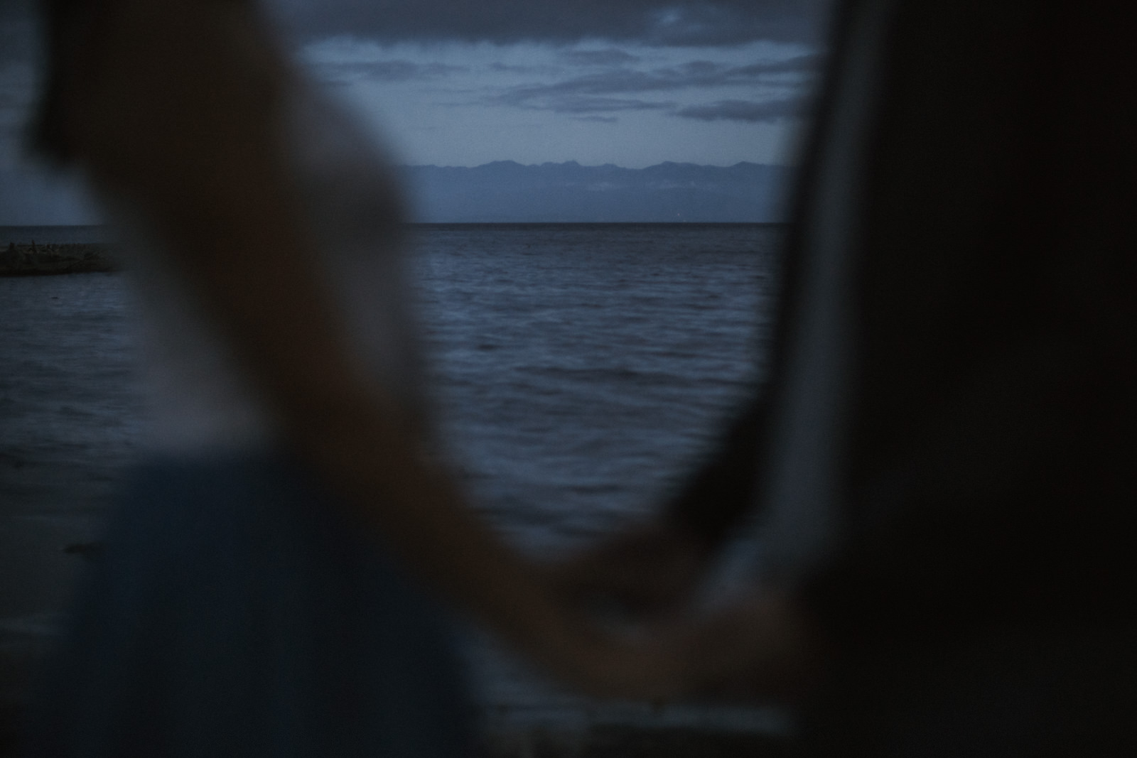 beach Blue Hour - astrophotography engagement session vancouver island-53.jpg