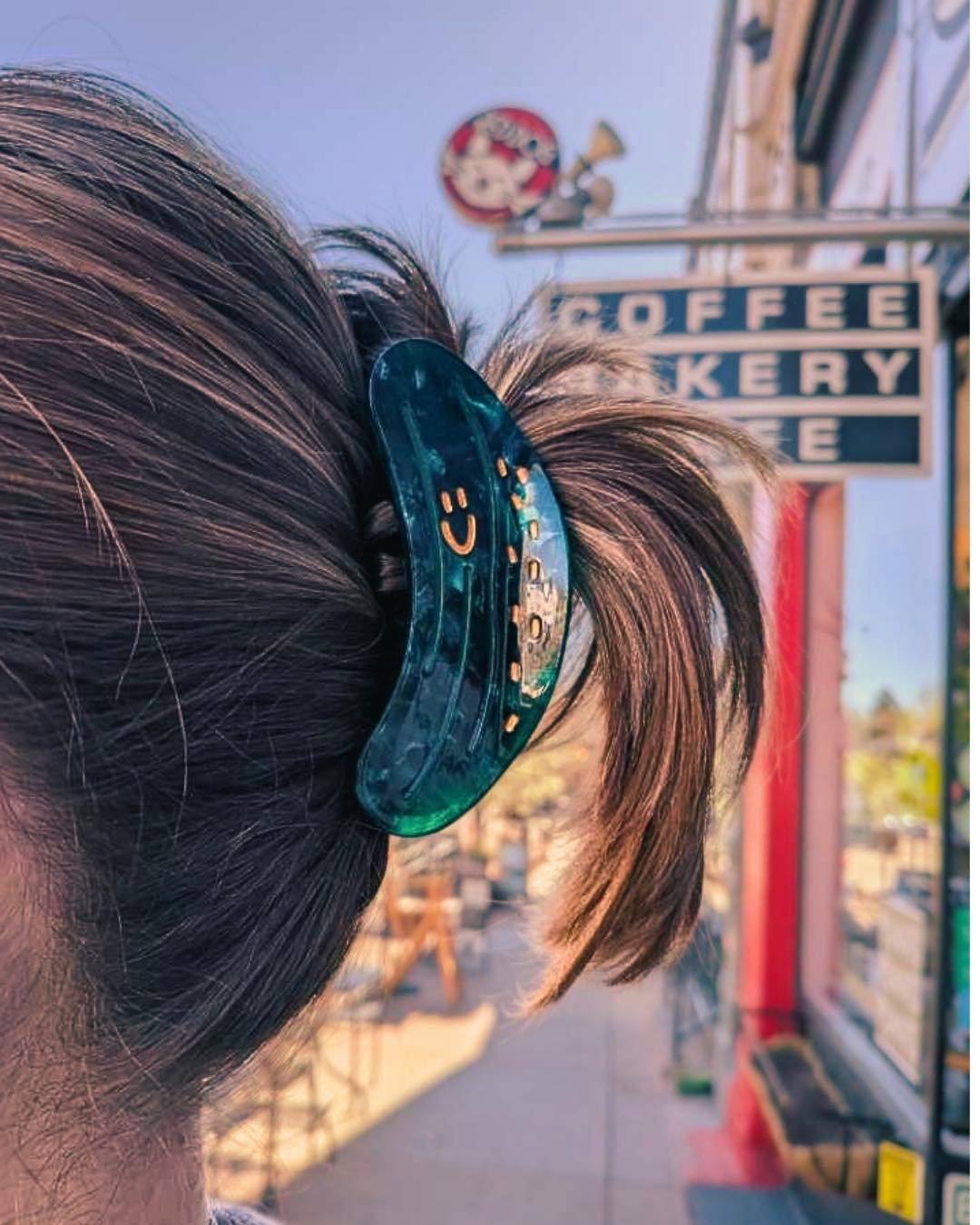 New merch alert!! We have cute shaped hair clips and so much more new merchandise!

#manitou #manitousprings #coloradosprings #coloradosmallbusiness #reddogcoffee #coffee #latt&eacute;