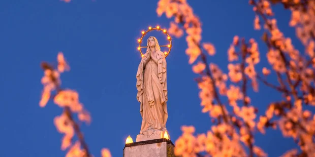 web3-our-lady-of-divine-love-shrine-thoom-via-shutterstock_628857263.jpg