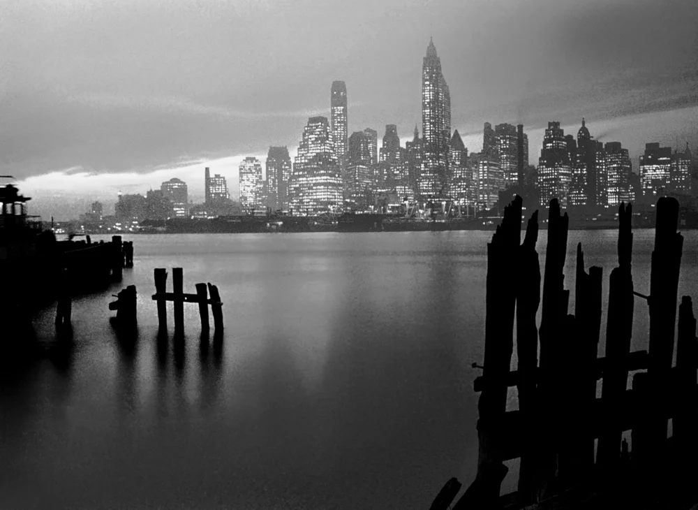 Manhattan Skyline, NY 1946 by Fred Stein.jpg