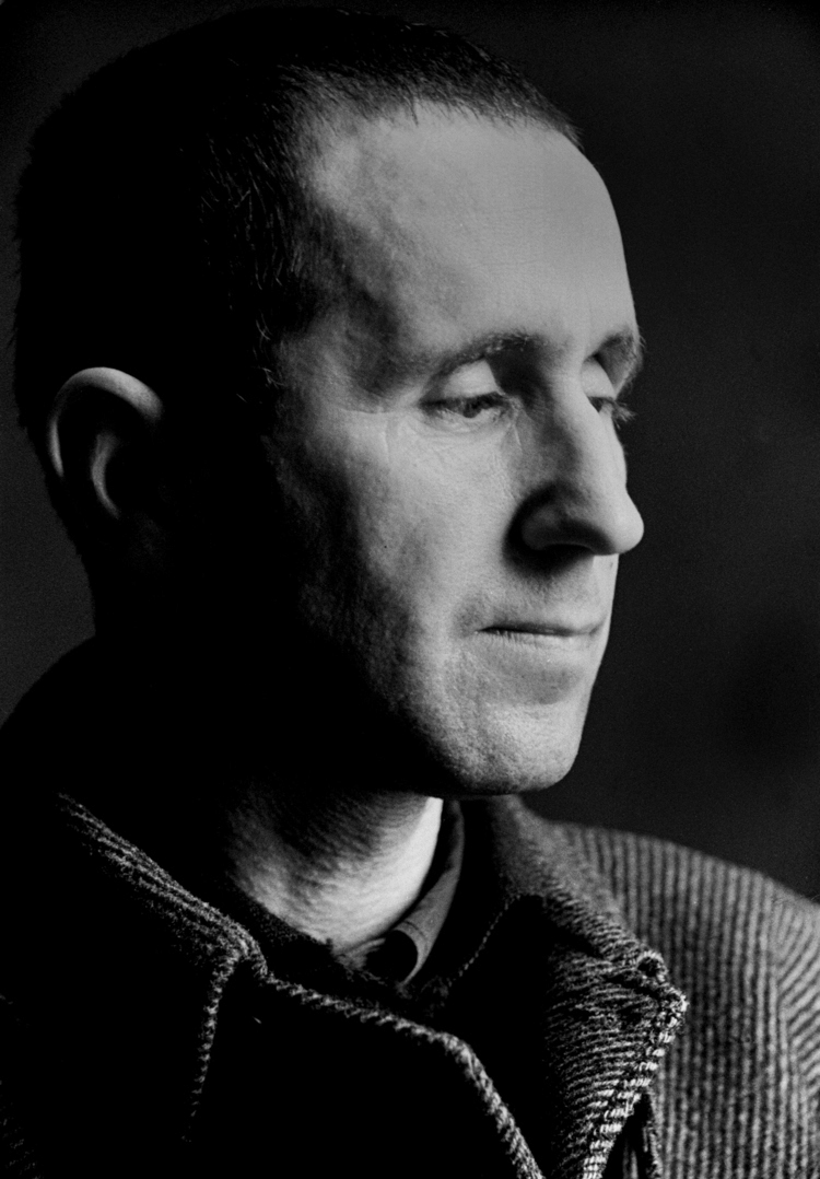 Bertolt Brecht , Paris 1935. Many of his subjects were emigrants like Stein. He photographed them at official press conferences as well as on private occasions 