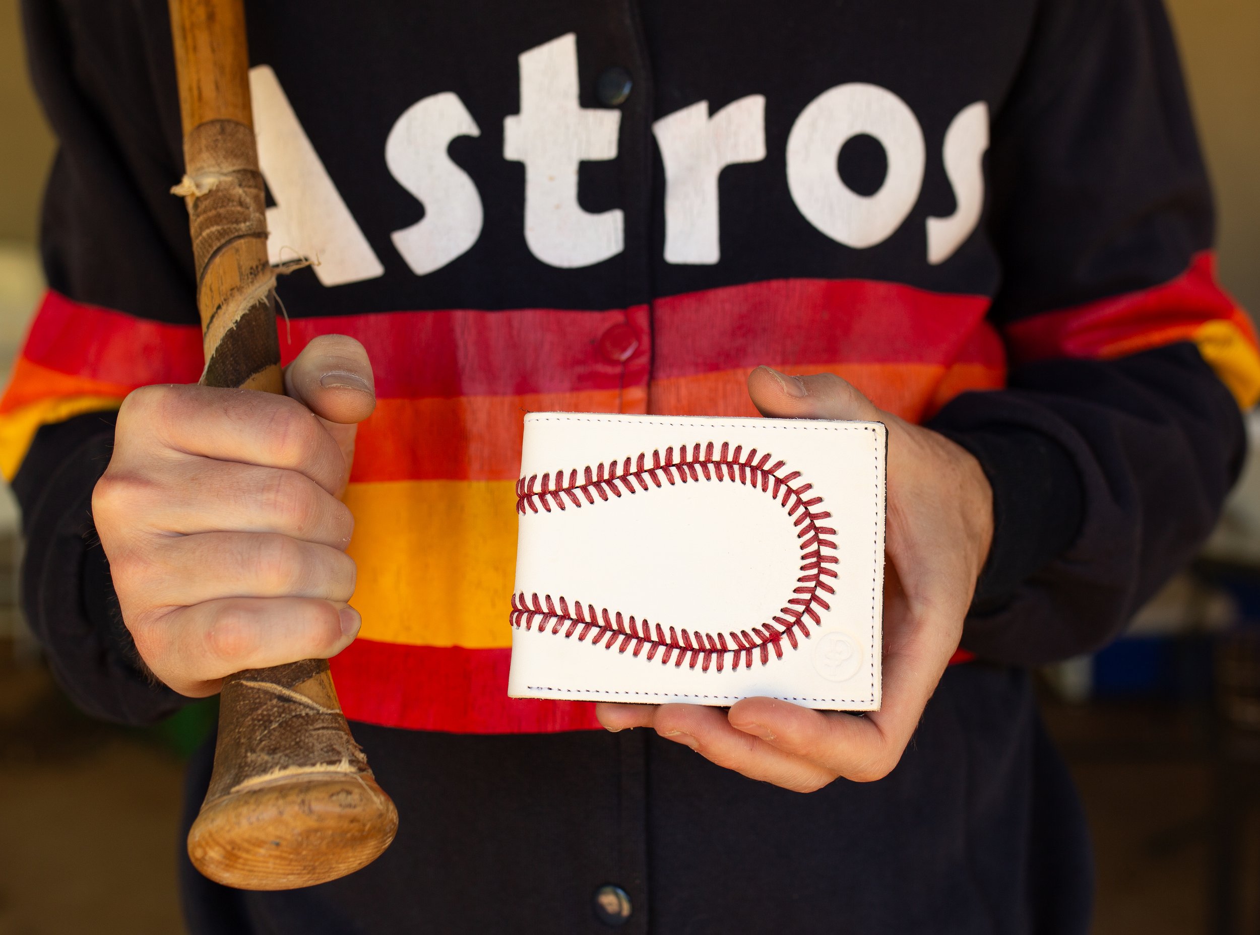 White_Baseball_Displayed.jpg