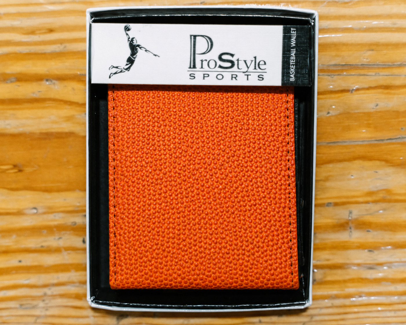 Basketball_Leather_Wallet_in_box.png