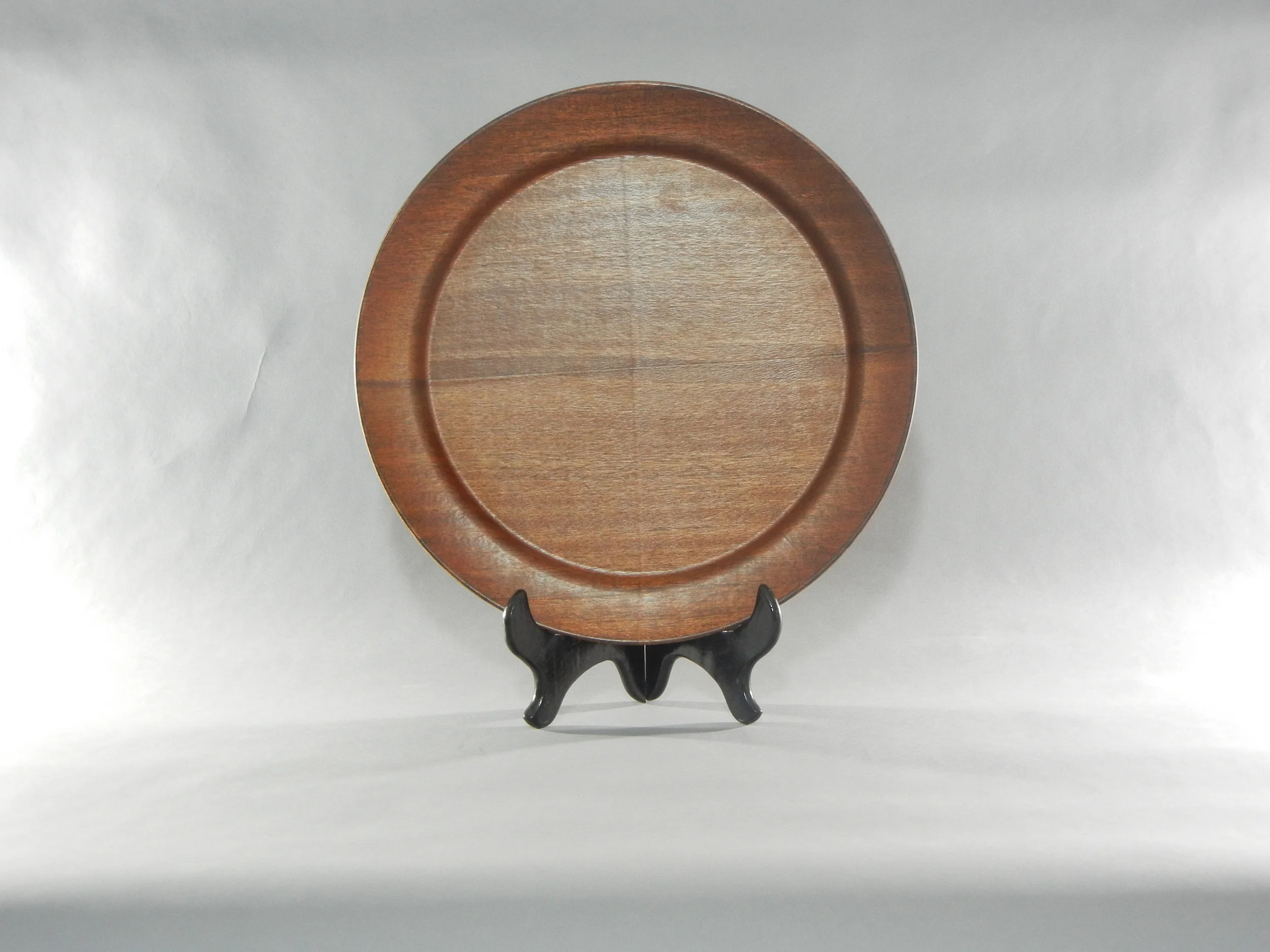 Mohogany Tray 14inch Round2.JPG