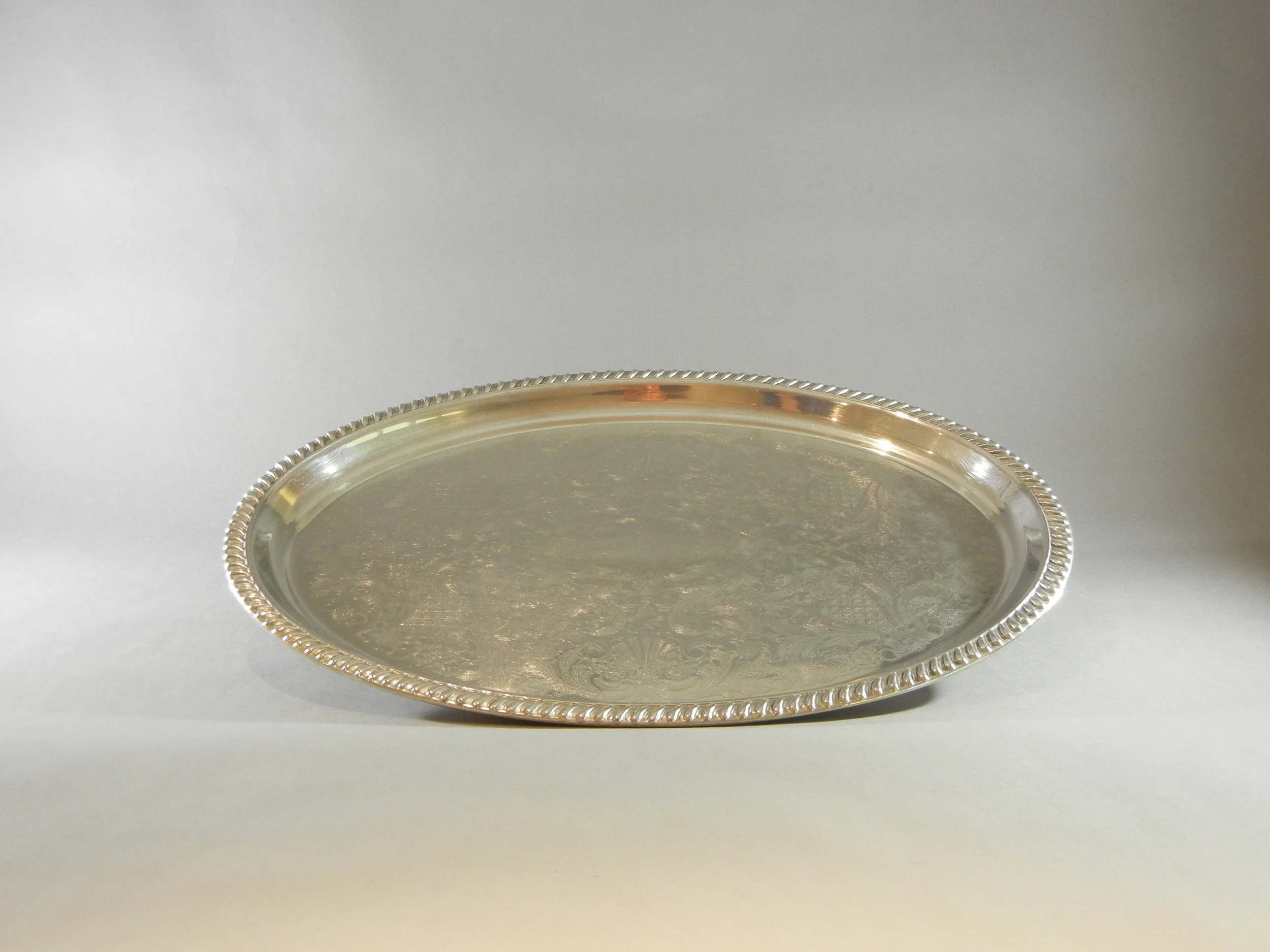 Silverplated Round Tray.JPG
