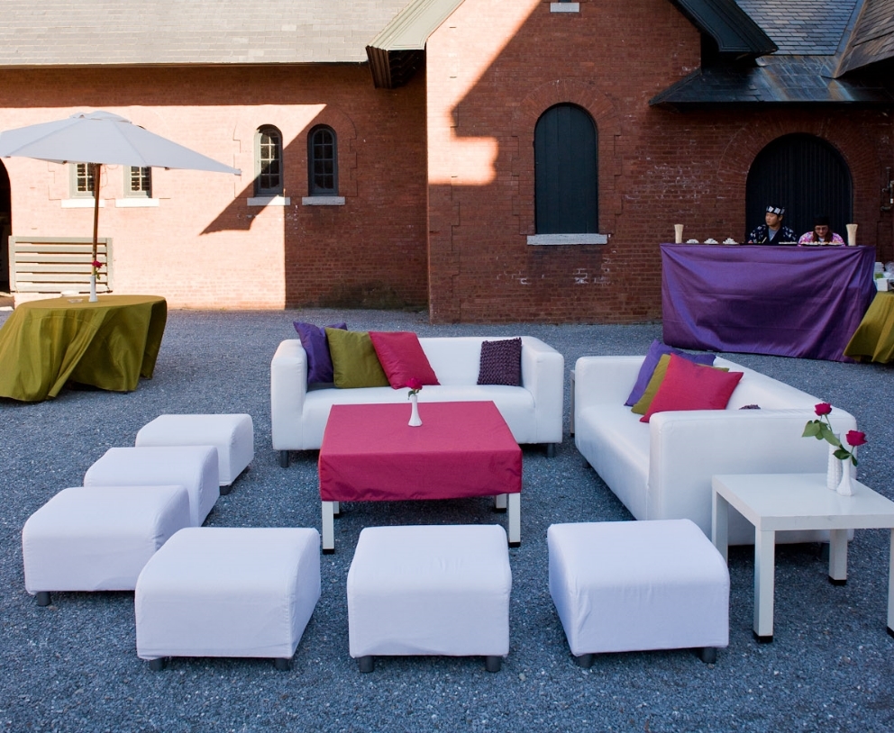 Lounge Furniture in Courtyard.jpg